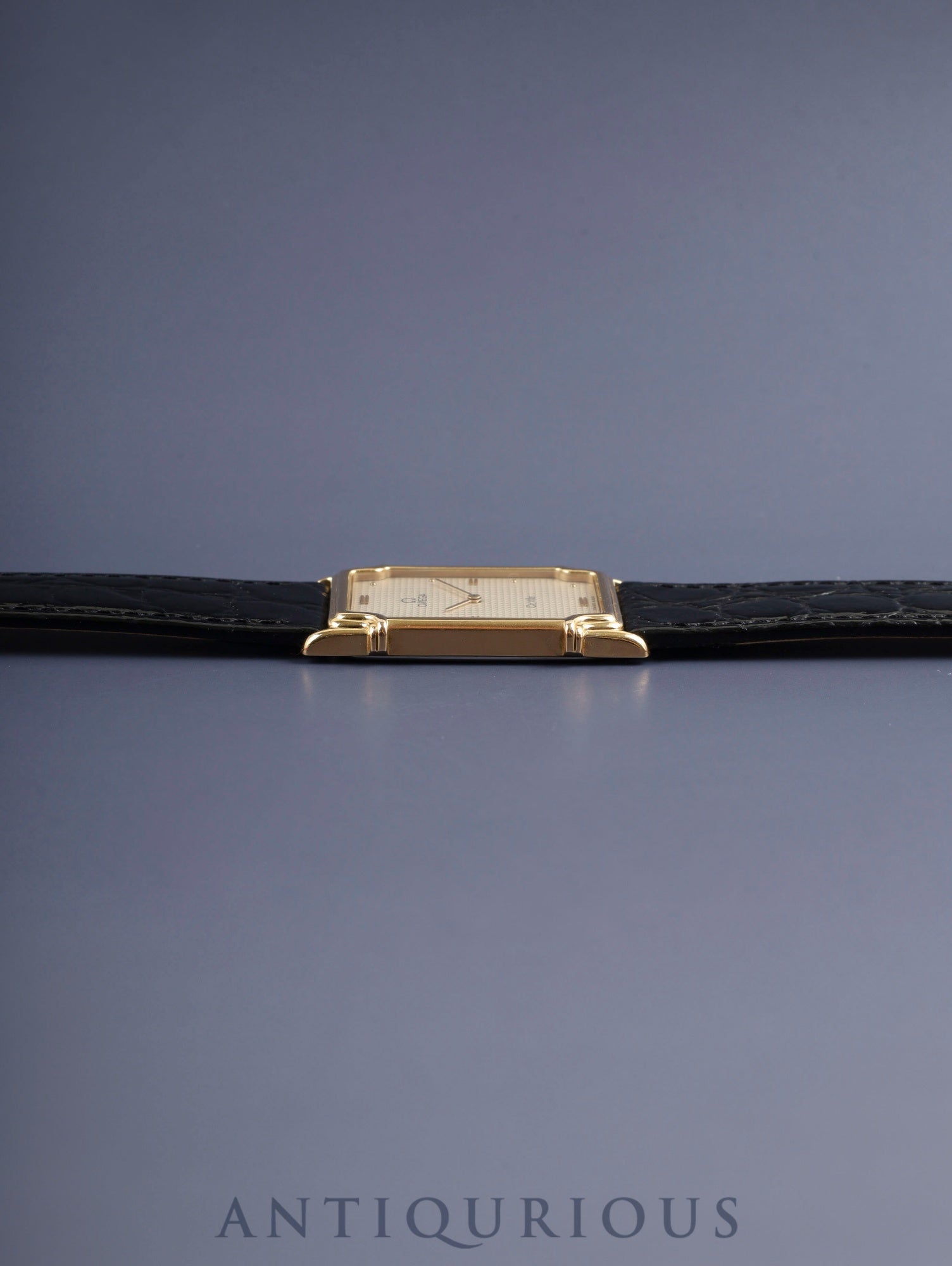 オメガ デ・ヴィル クォーツ Cal.1450 SS 革 社外尾錠(GP) ゴールド文字盤 箱 タグ オーバーホール済み