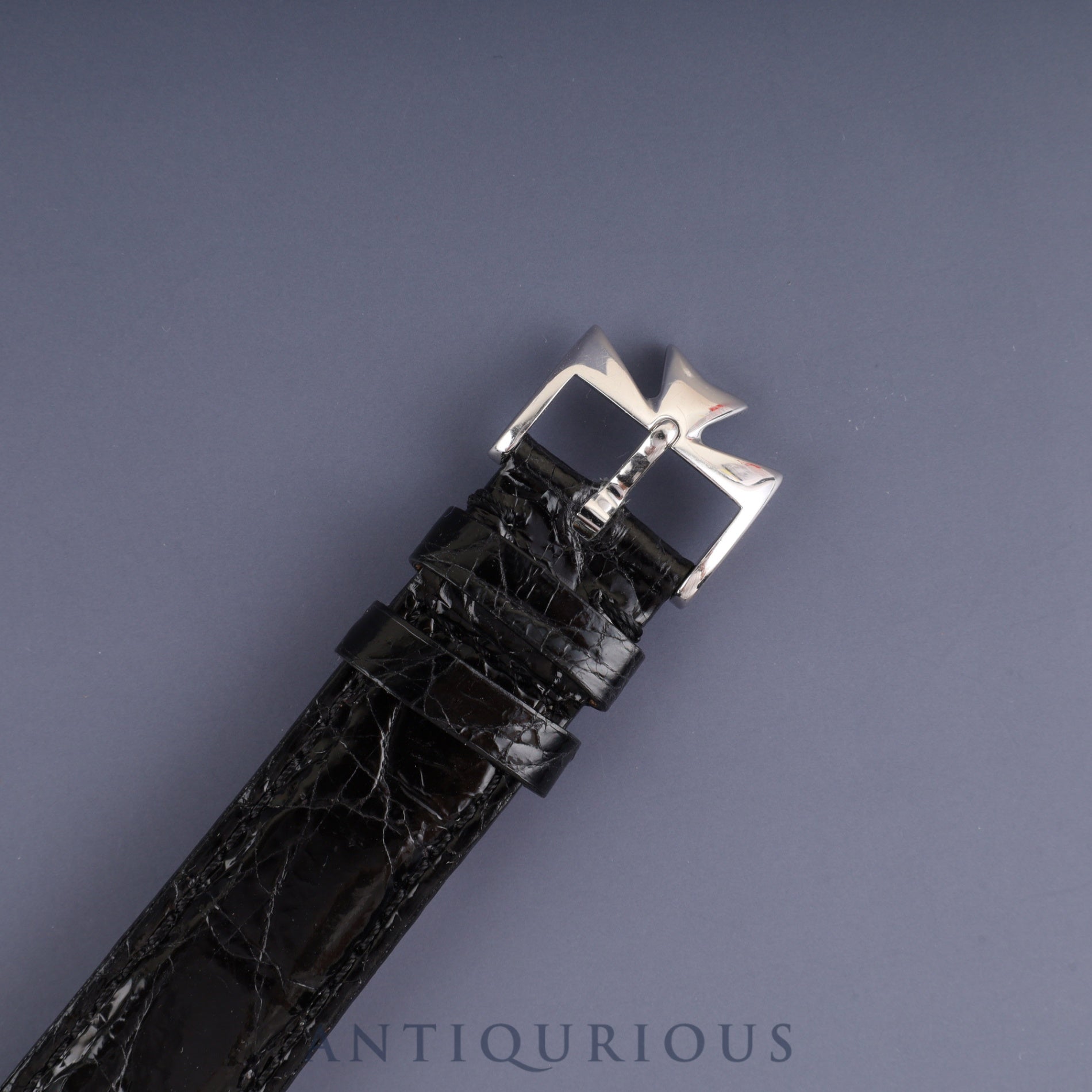 ヴァシュロン・コンスタンタン エッセンシャル 31160 / 000G 手巻き Cal.1132.2 750 革 純正尾錠(750) ホワイト文字盤 箱 ケース 冊子 保証書(2002年) オーバーホール済み