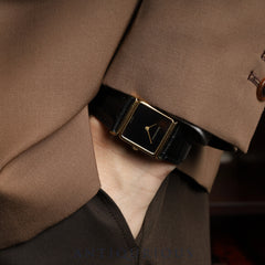 ジャガー・ルクルト スクエアケース 9117.21 手巻き 750YG 革 純正尾錠(GP)オニキス文字盤 オーバーホール済み