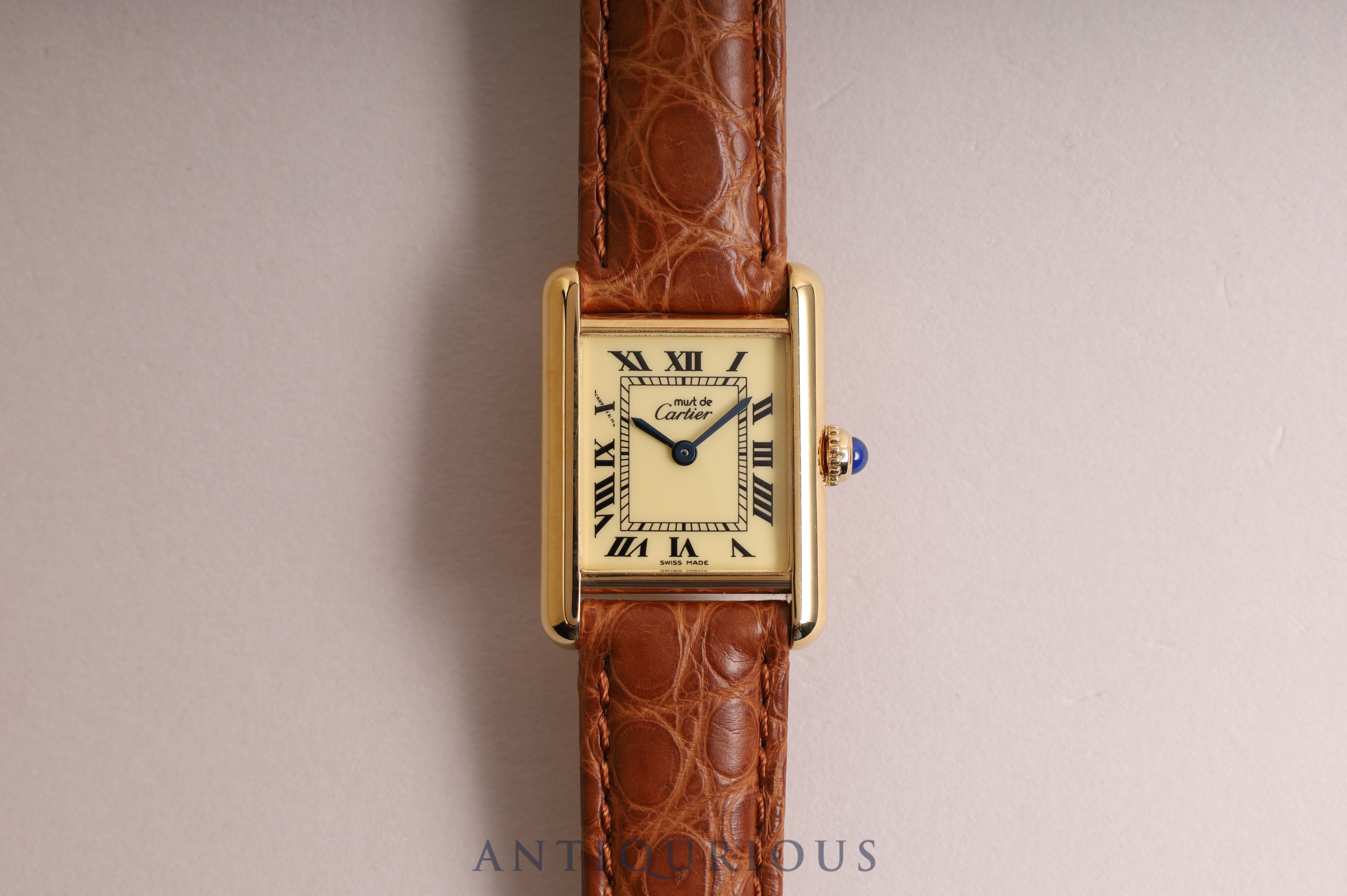 カルティエ マストタンク SM QZ アイボリーローマン文字盤
