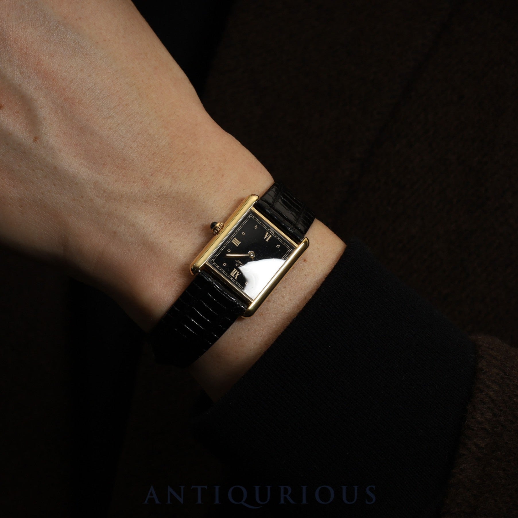 Cartier Must Tank LM 590005 Quartz Caliber 90 SV925 Leather Strap with Genuine GP Buckle, Black Roman Dial, Overhauled and Finished to Look Like New