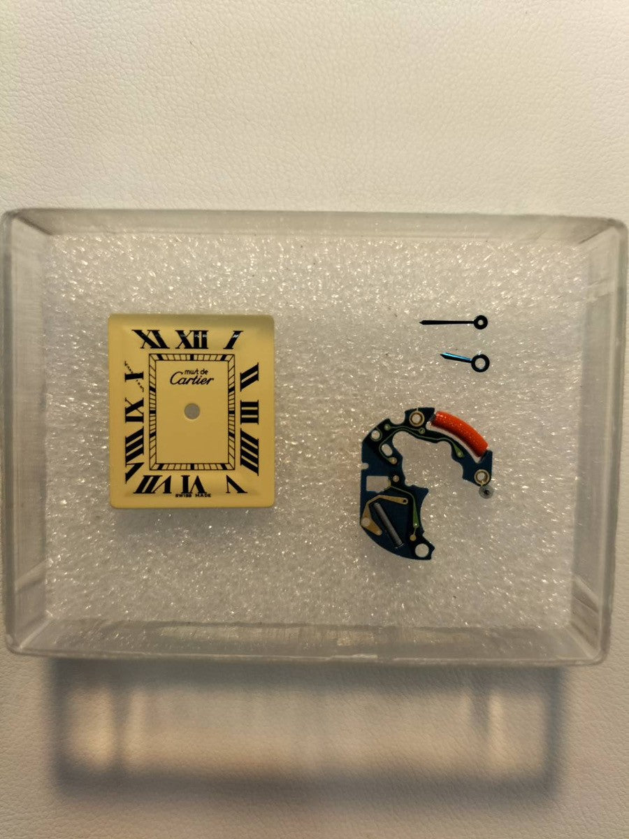 カルティエ マストタンク MM 2415 クォーツ Cal.057 SV925 革 純正尾錠(GP) アイボリーローマン文字盤(ガラス小傷) 箱 冊子 保証書(2004年)オーバーホール済み