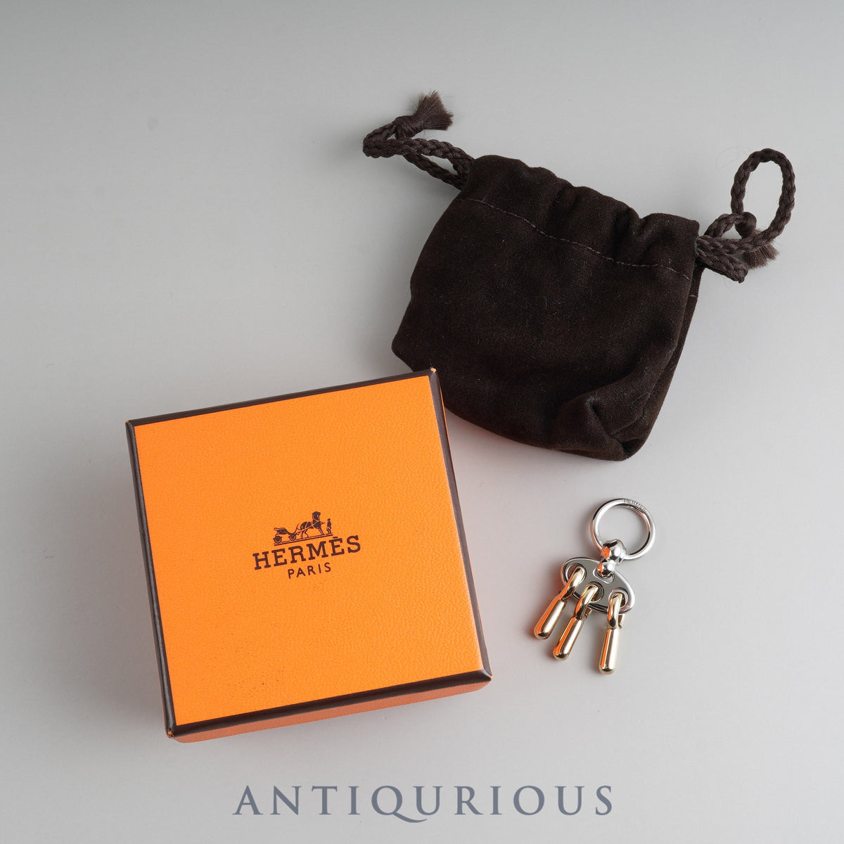 エルメス スカーフリング CHARMS MORS ET JOUET 馬銜 GP 箱 保存袋