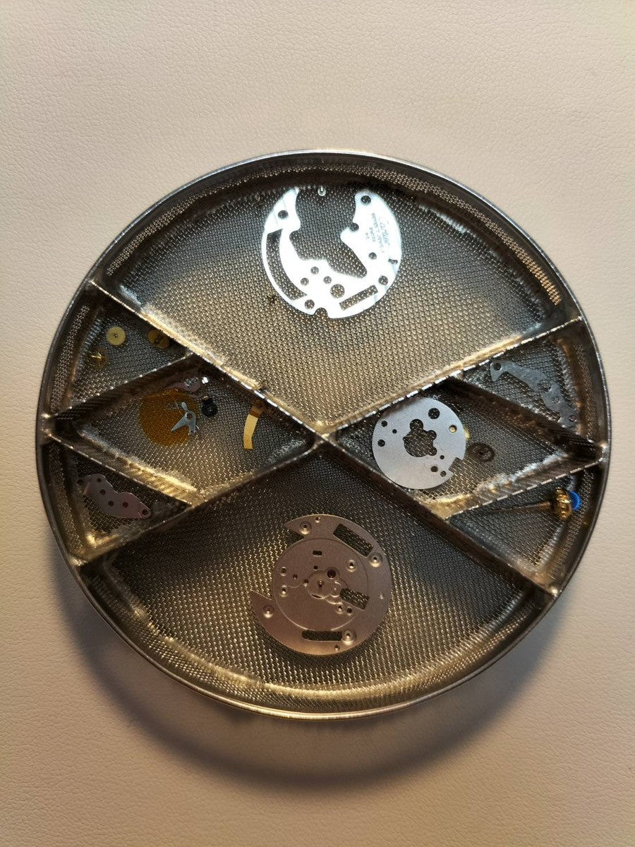 カルティエ マストコリゼ W1006654 / 590002 クォーツ Cal.90 SV925 革 純正Dバックル(GP) センターグレー飛びローマン文字盤 冊子 保証書(1991年)オーバーホール済み