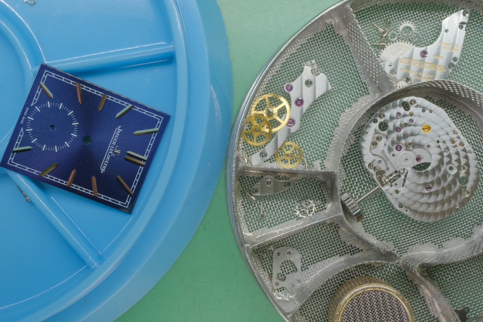 Jaeger-LeCoultre Reverso Tribute Small Second Q397848J / 214.8.62 Manual winding Cal.822/2 SS Genuine leather strap Genuine buckle (SS) Blue dial Box Overhauled