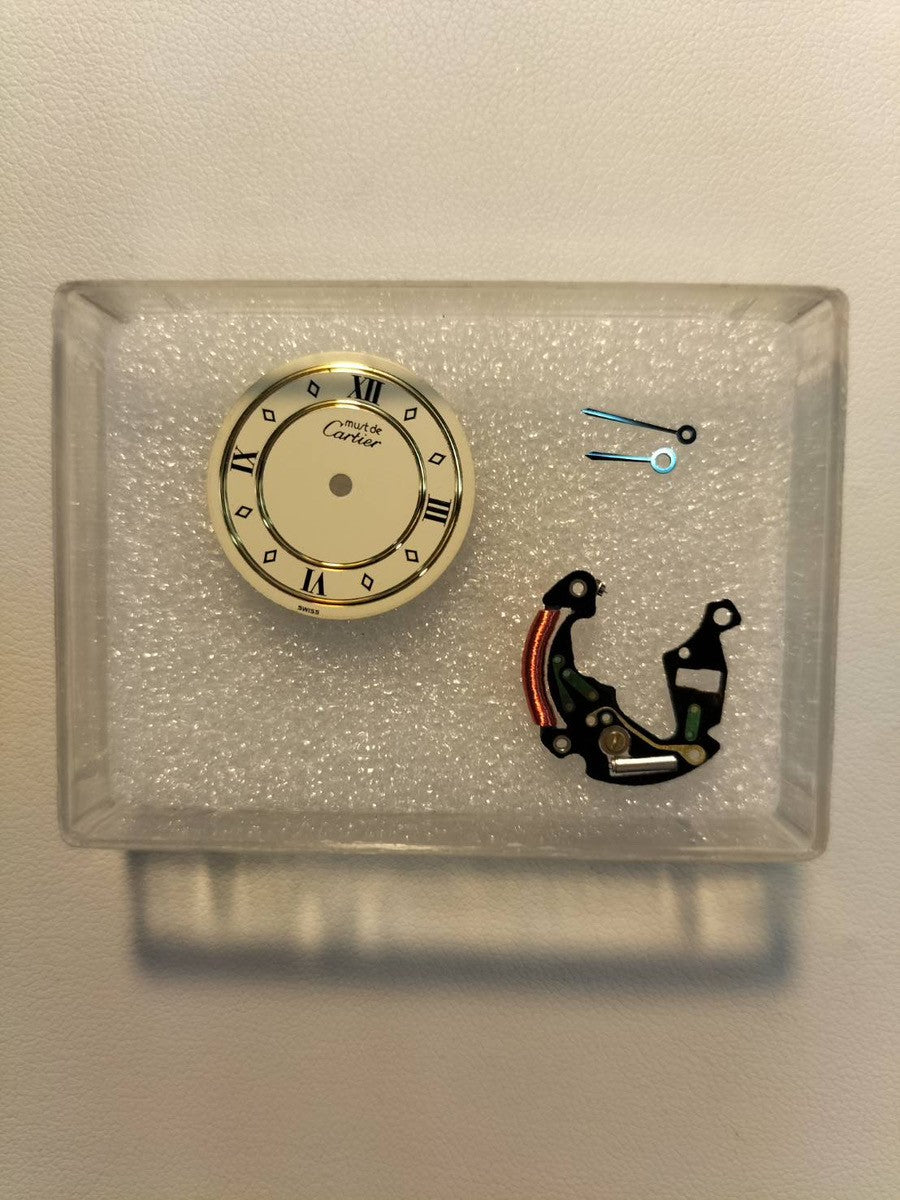 Cartier Must Vendôme VLC SM 590004 Quartz Caliber 90 SV925 Leather Strap with Genuine GP Buckle, Ivory 4-Point Roman Dial, Overhauled