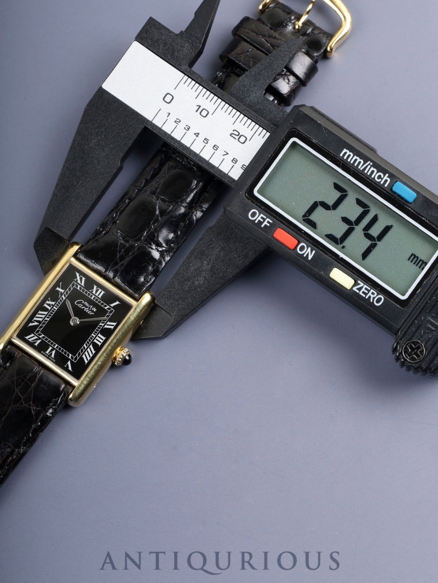カルティエ マストタンク LM 手巻きSV925 革 純正ピンバックル(GP)ブラックローマン文字盤(SWISS MADE表記)カルティエブティックにてコンプリートサービス(フルメンテナンス)済み 新品仕上げ済み