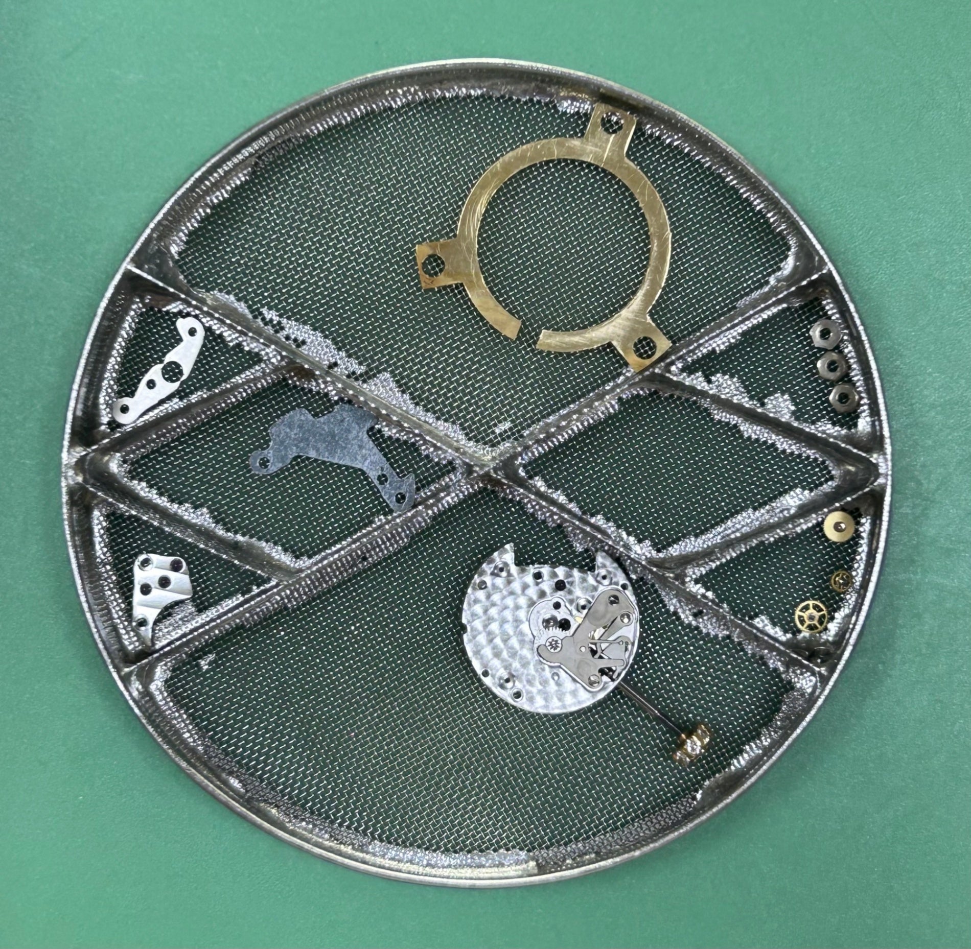 ティファニー ラウンド クォーツ Cal.6.20 18KT 革 純正尾錠(18K) ホワイトローマン文字盤 オーバーホール済み