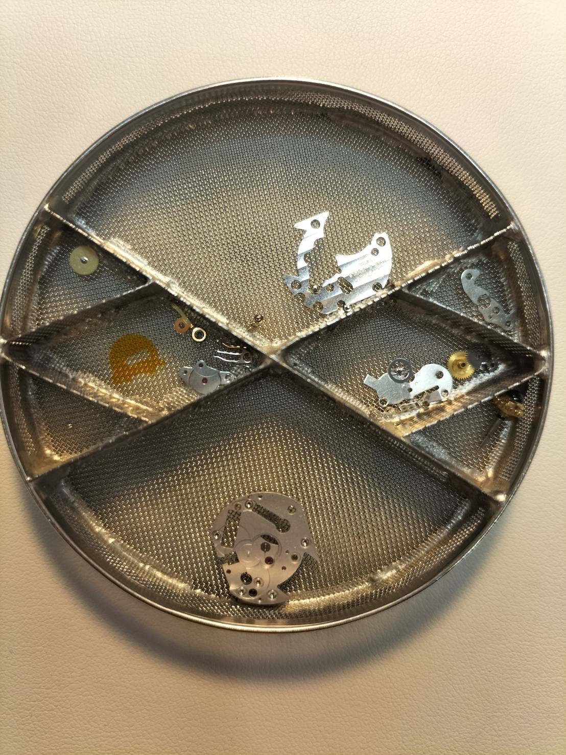 カルティエ マストタンク SM W1008354 / 1613 クォーツ Cal.057 SV925 革 純正Dバックル(GP)飛びアラビアCC文字盤(SWISS表記)箱 冊子 保証書(無記載)オーバーホール済み