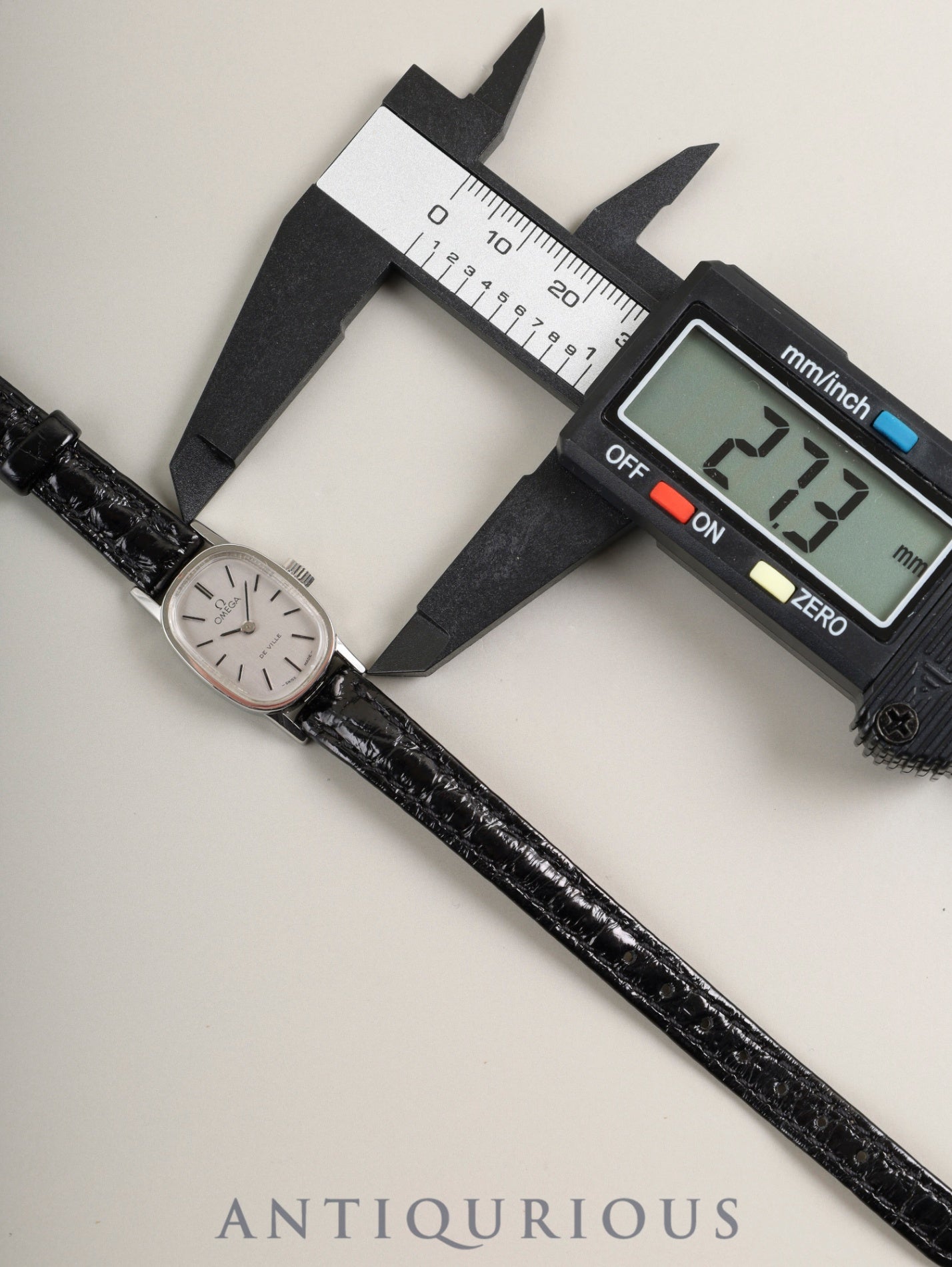 オメガ デ・ヴィル MF511.0454 手巻き Cal.1070 SS 革 純正尾錠(SS) シルバー文字盤 ケース オーバーホール済み