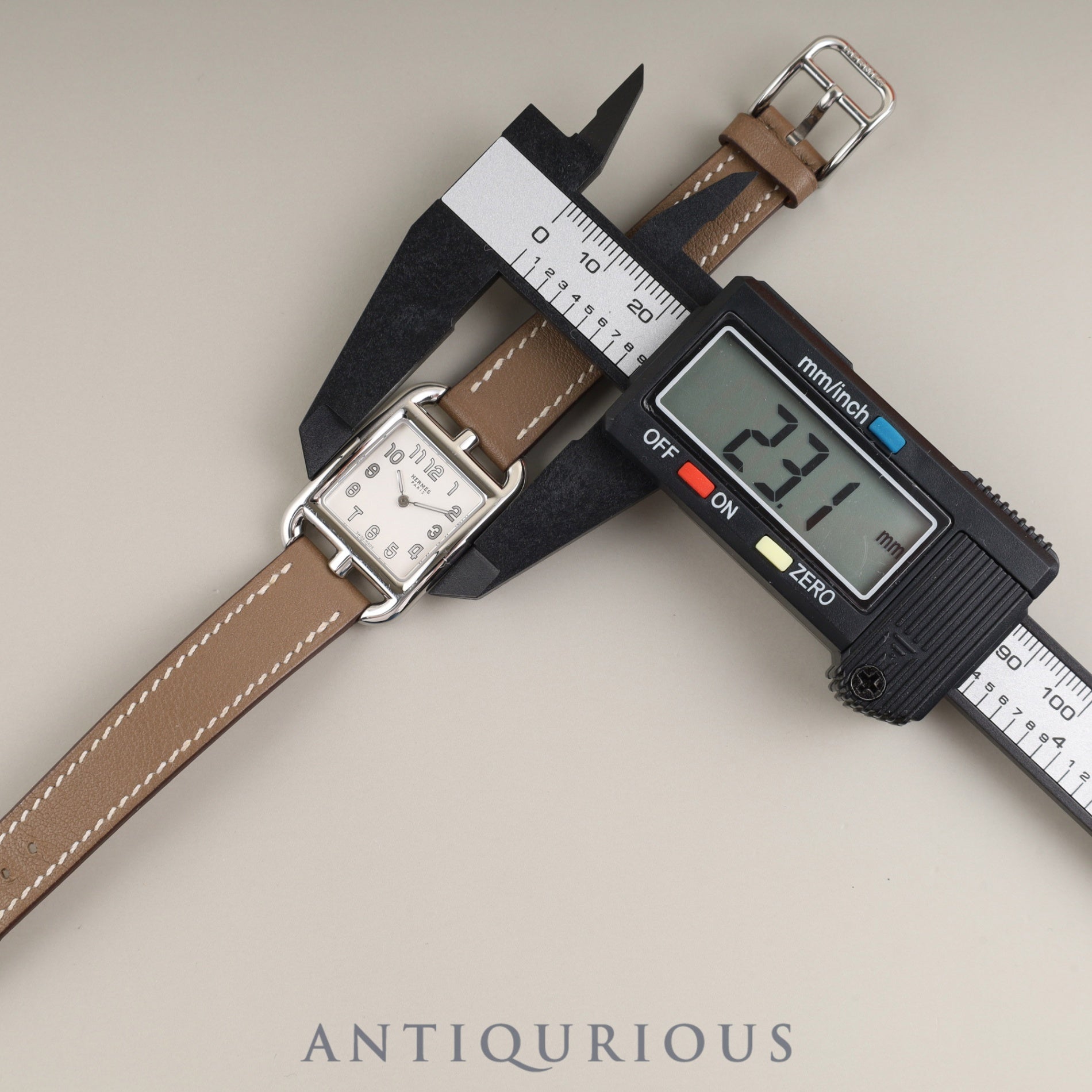 エルメス ケープコッド CC1.210a クォーツ Cal.976.001 SS 純正革ベルト 純正尾錠(SS) シルバー文字盤 冊子 箱 保証書(2019年)オーバーホール済み