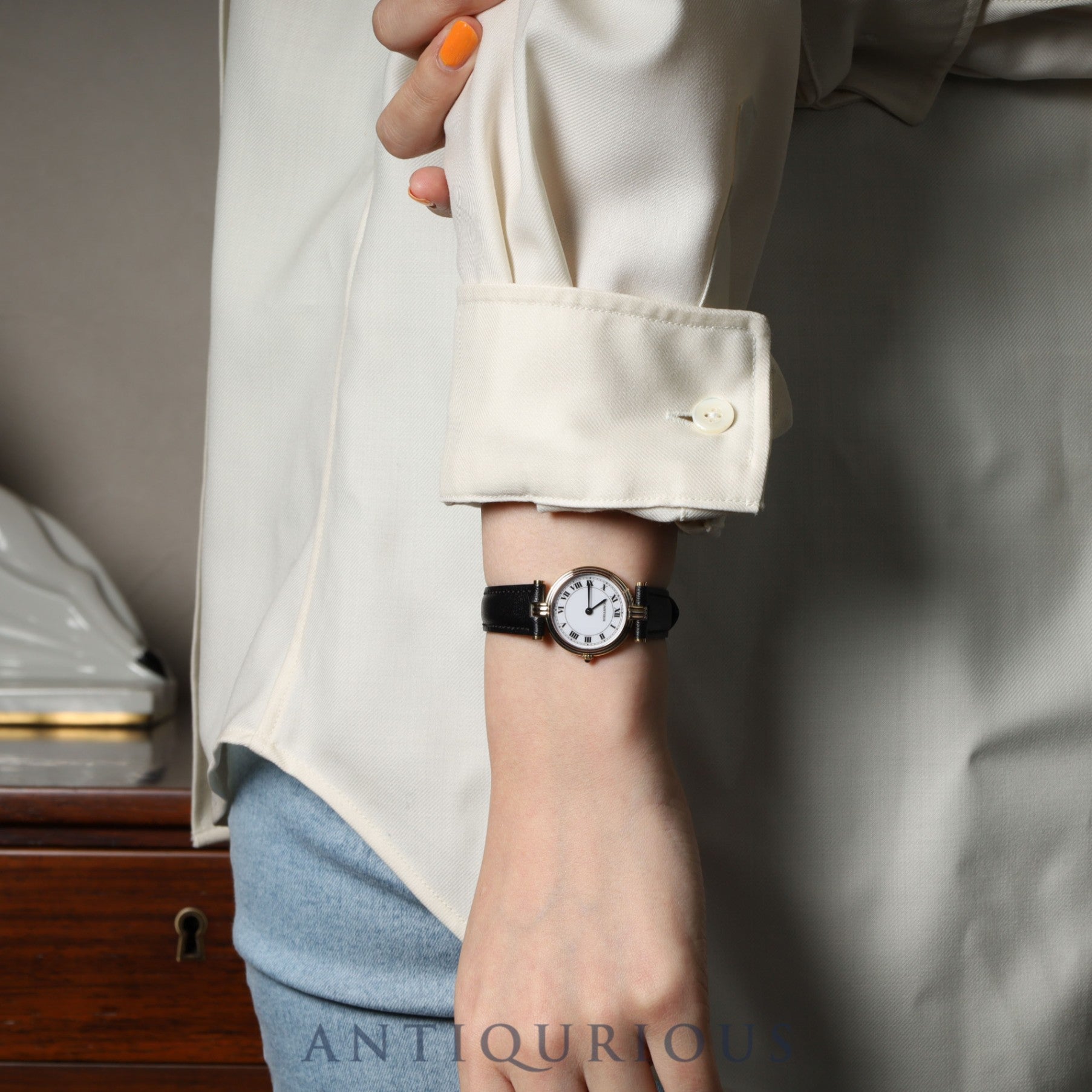 Cartier Vendôme VLC SM Trinity 81004 Quartz 750 Leather Watch with Genuine GP Buckle, White Roman Dial, Completely Serviced at a Cartier Boutique