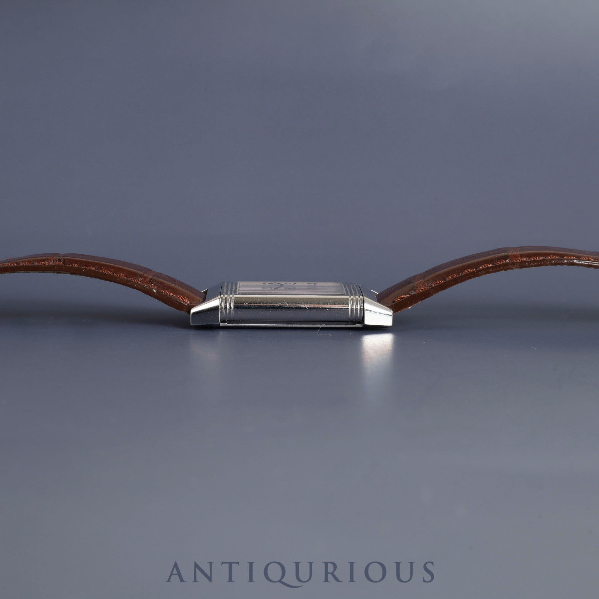 Jaeger-LeCoultre Reverso Classic Q2508412 / 252.8.86 Manual winding Cal.846/1 SS Genuine leather strap Genuine buckle (SS) Silver dial Box Booklet Warranty card (2015) Cloth Genuine replacement strap Overhauled