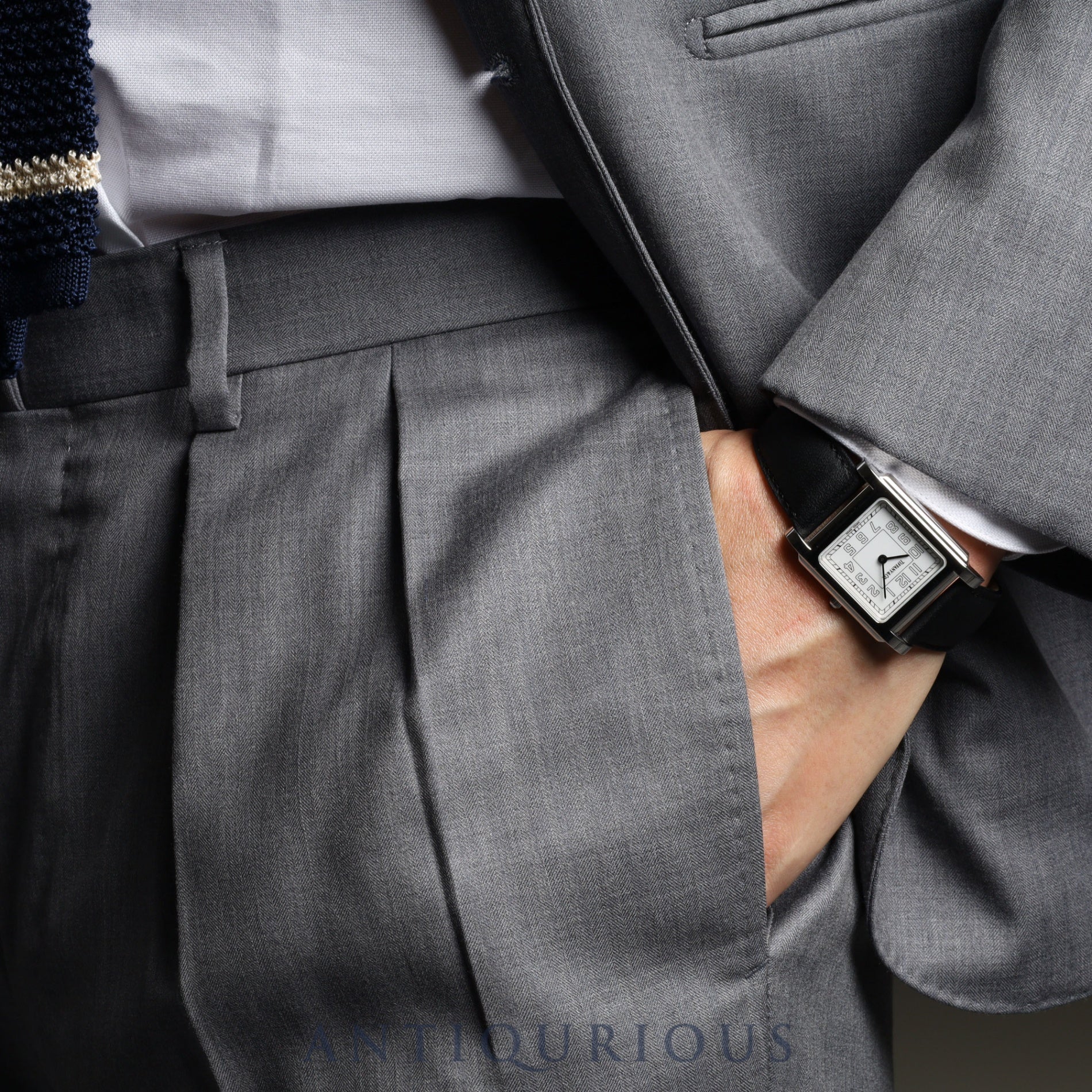 ティファニー クラシックスクエア 525.1030 クォーツ Cal.901.001 SS 純正革ベルト 純正尾錠(SS) ホワイトアラビア文字盤 オーバーホール済み