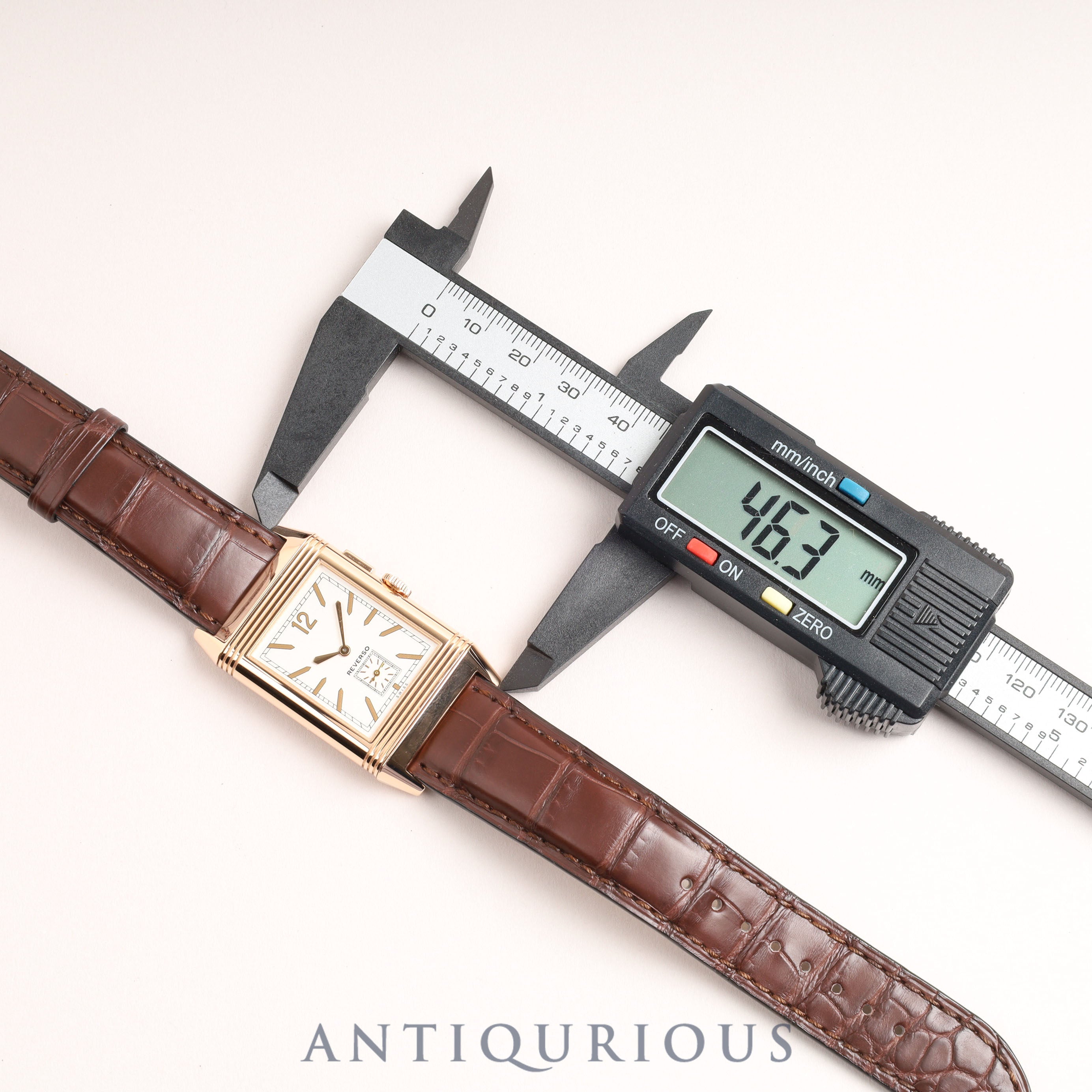 ジャガー・ルクルト グランドレベルソウルトラスリムデュオ 278.2.54/Q3782520 手巻き Cal.854 PG 革 純正尾錠(750)シルバー/ブラック文字盤 箱 保証書 (2017年)