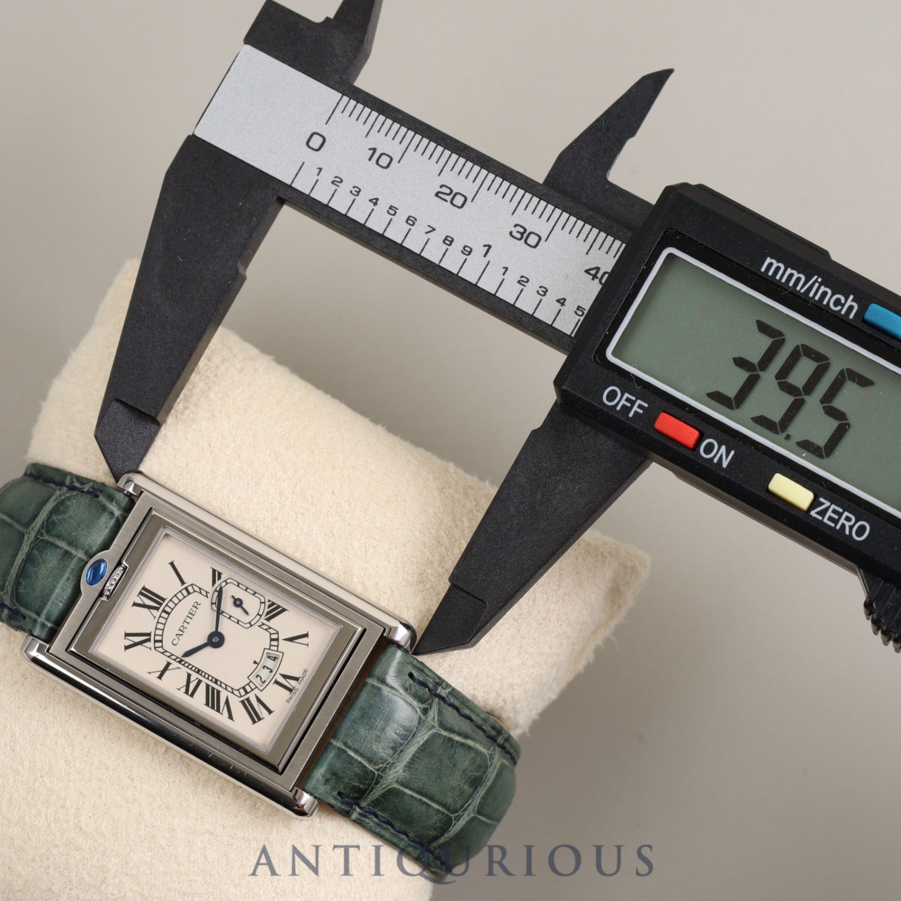 Cartier Tank Basculant LM / 2522 Quartz SS Leather Genuine Buckle (SS) Silver Dial Box Warranty Card Complete Cartier Boutique Service