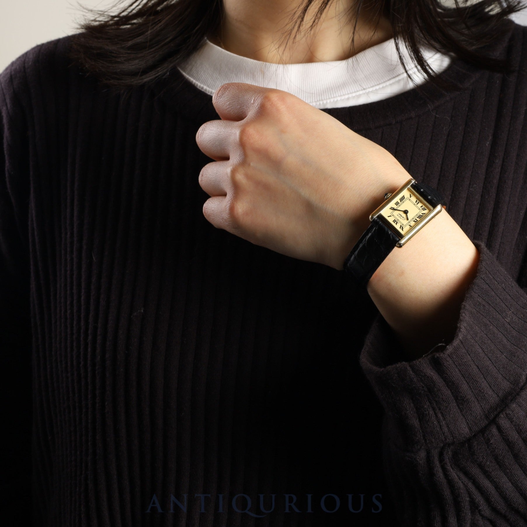 Cartier Must Tank SM 2974213 Manual winding V925 Leather Genuine D buckle (GP) Ivory Roman dial International permanent warranty (1982) Complete service completed at Cartier boutique