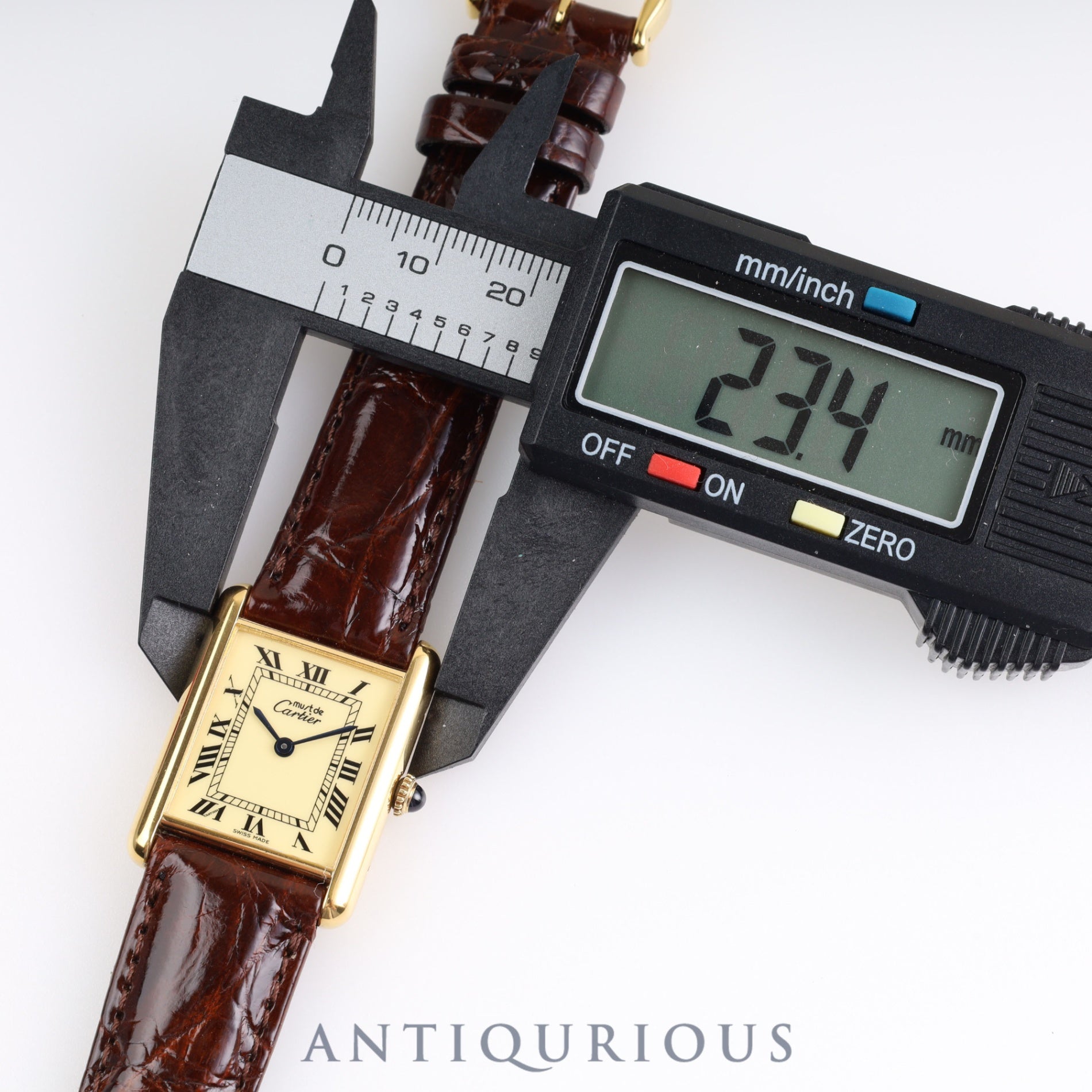 Cartier Must Tank LM Manual winding 925 Leather Genuine buckle (GP) Ivory Roman dial Box Cartier boutique complete service