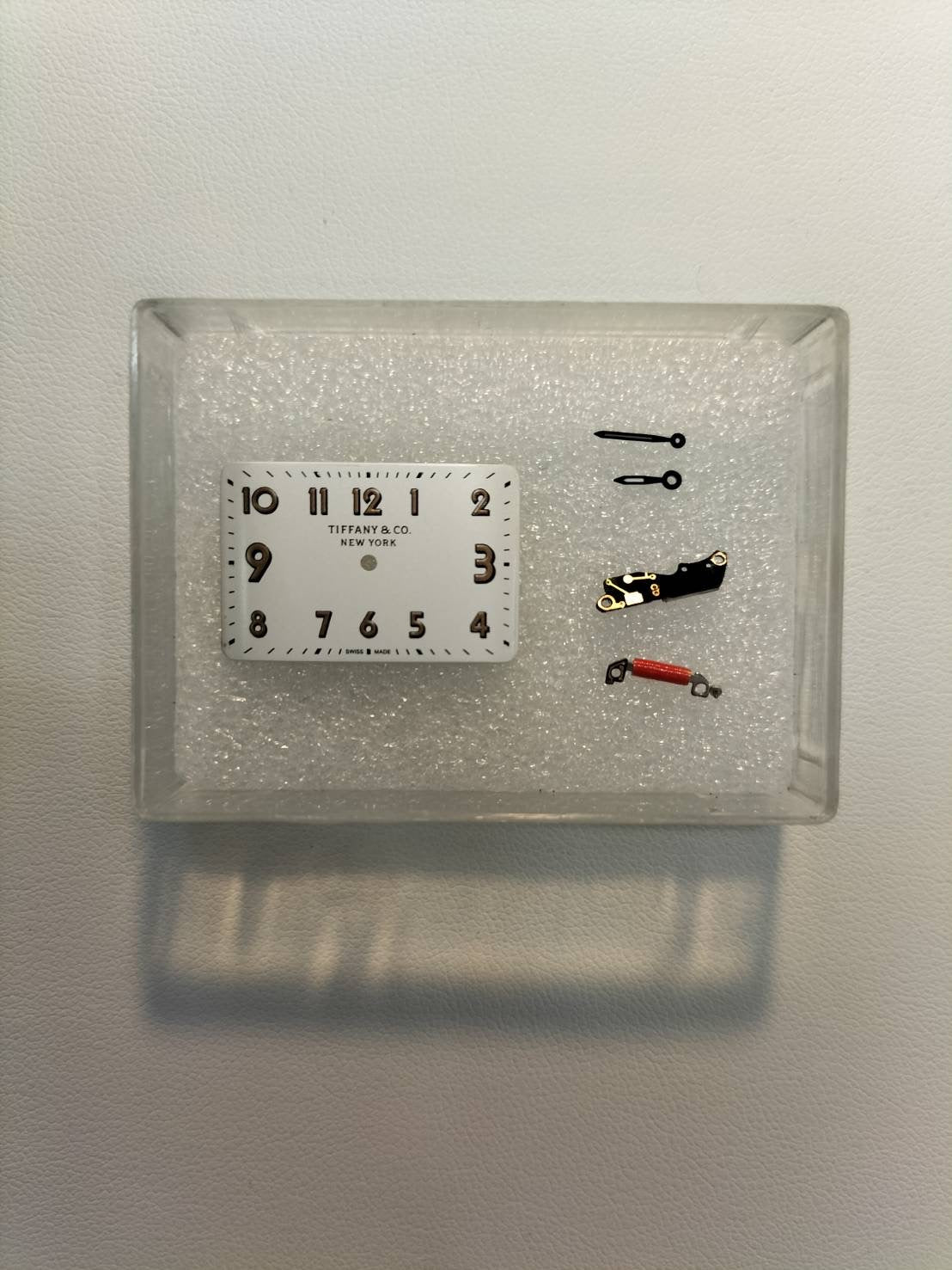 ティファニー イーストウエストミニ 36668636 クォーツ Cal.- SS 革 純正ピンバックル(SS)ホワイト文字盤(SWISS MADE表記) 保証書(2018年)冊子 オーバーホール済み