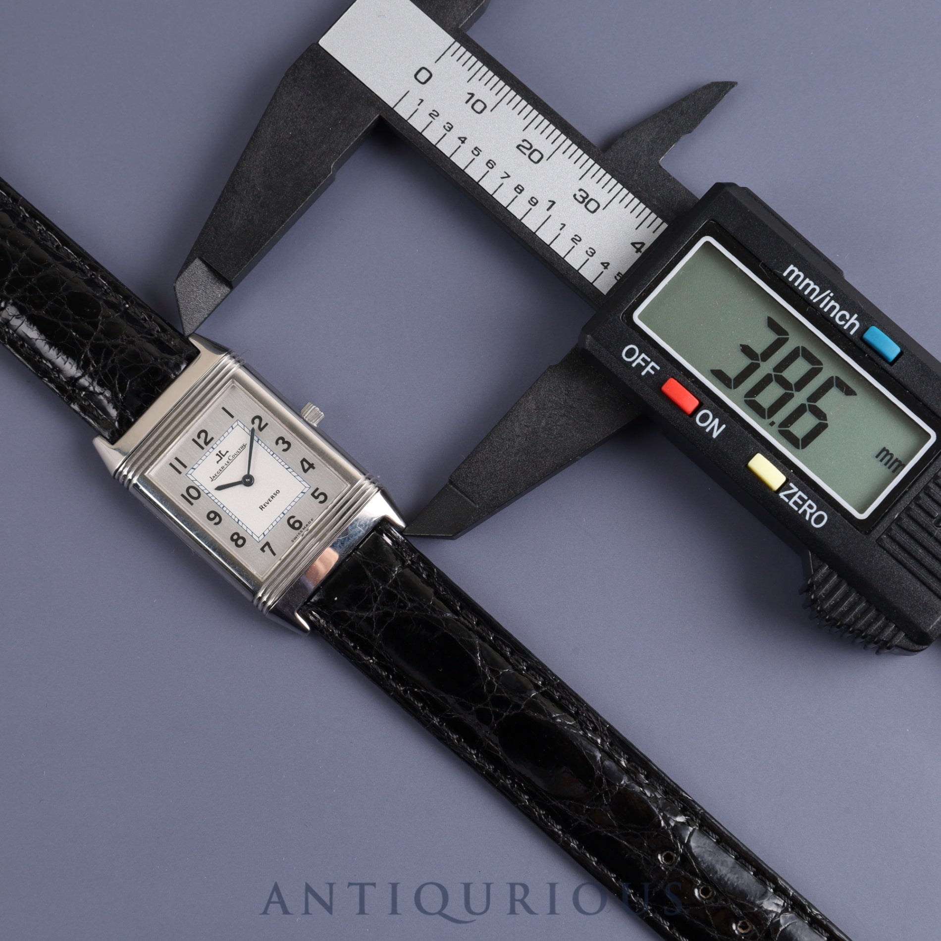 ジャガー・ルクルト レベルソ クラシック 250.8.86 手巻き Cal.846/1 SS 革 純正尾錠(SS)シルバーアラビア文字盤 ケース 保証書(1996年) 冊子 オーバーホール済み ※ケース裏彫りあり