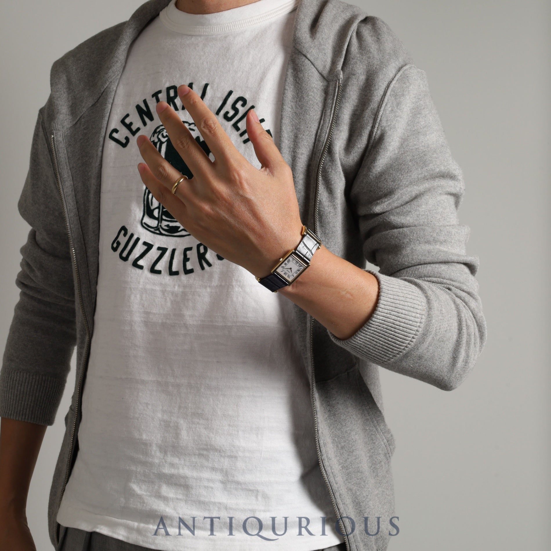 ピアジェ トラディション 90802D 手巻き Cal.9P2 750YG 革 純正尾錠(750YG)ホワイト文字盤 オーバーホール済み