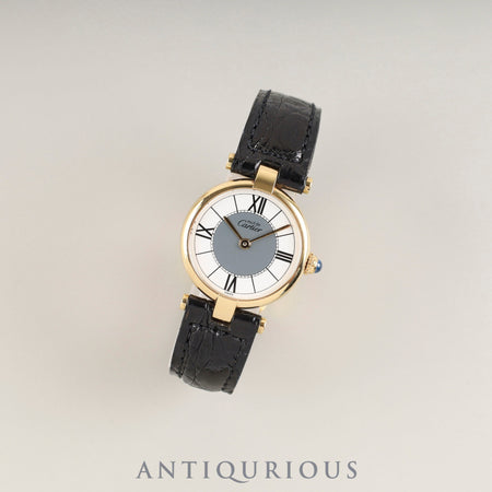 Cartier Must Vendôme VLC SM 590004 Quartz Caliber 90 SV925 with Genuine Leather Strap and Genuine D-Buckle (GP). Roman Dial with Gray Center. Overhauled.