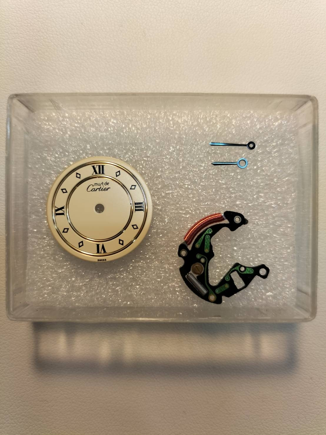 Cartier Must Vendôme VLC SM 590004 Quartz SV925 Leather Watch with Genuine D-buckle (GP) Ivory 4-point Roman Dial Overhauled