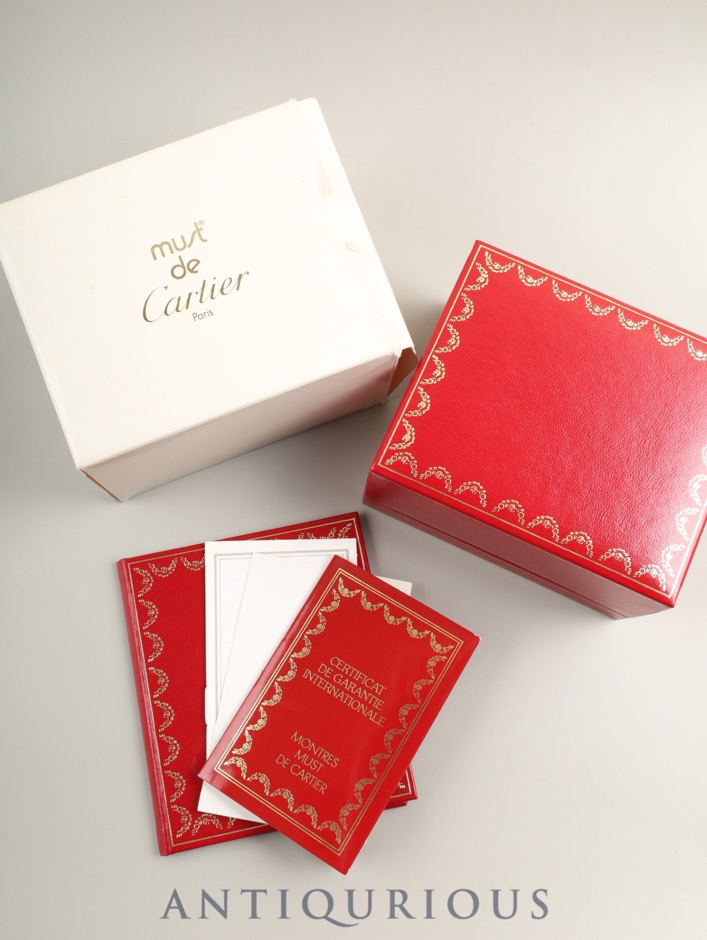 Cartier Must Tank SM 5057001 Quartz Cal. 057 SV925 Leather Genuine D-buckle (GP) Opalescent dial (SWISS markings) Box Warranty (1994) Complete service overhauled at a Cartier boutique on January 2, 2019