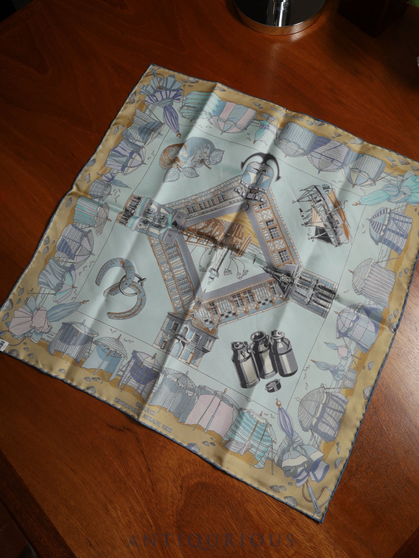 エルメス スカーフ カレ45 ノルマンディー海岸の魅力 SILK100% 箱