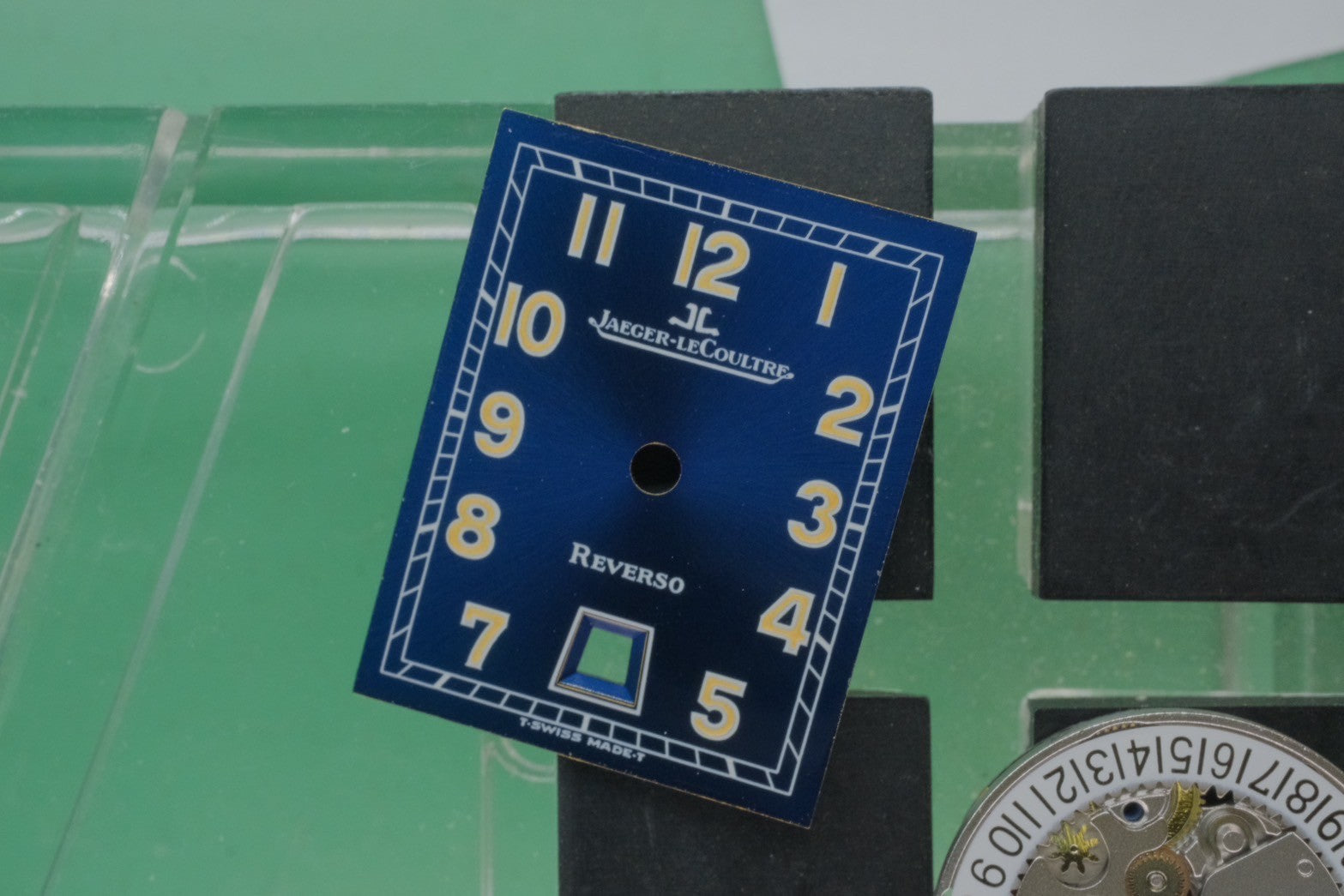 ジャガー・ルクルト レベルソ クラシック 250.8.10 クォーツ Cal.610 SS 革 純正バックル(SS) ブルーアラビア文字盤 純正革替えベルト オーバーホール済み