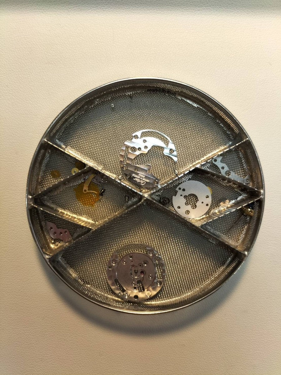 Cartier Must Tank LM W1002754 / 590005 Quartz Caliber 90 SV925 Leather Strap with Genuine D-buckle (GP) Ivory Roman Dial (SWISS Marking) Circa 1982-1995 Box Overhauled