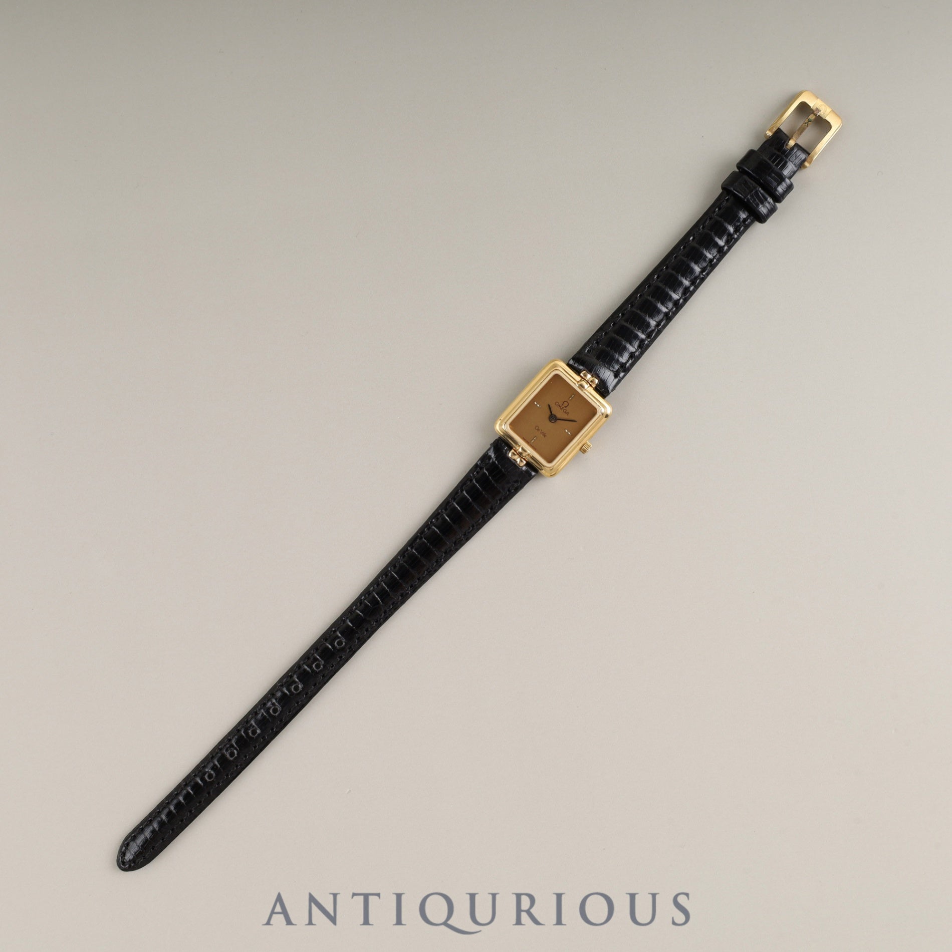 オメガ デ・ヴィル 595.0070 クォーツ Cal.- GP 革 純正尾錠(GP) シャンパン文字盤 純正ベルト オーバーホール済み