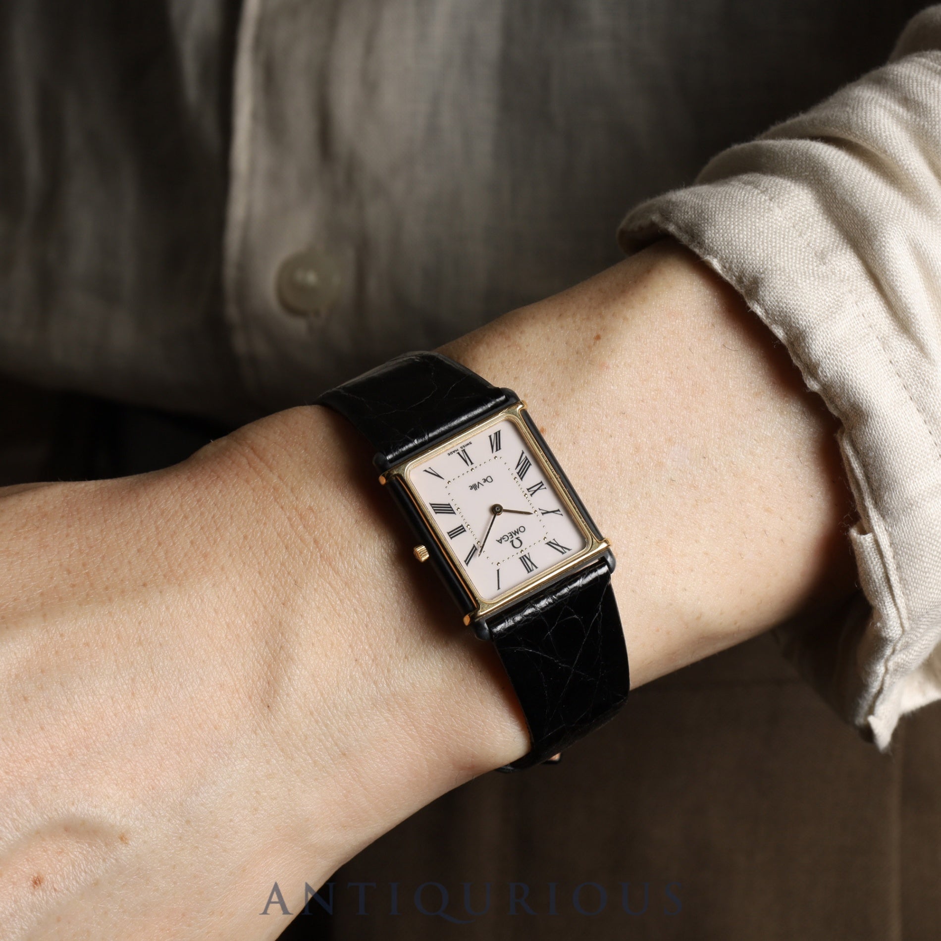 Omega De Ville Auteuil 191.0221 Quartz Cal.1450 GP Leather Strap with Genuine Buckle (GP) White Dial Box and Genuine Strap Overhauled