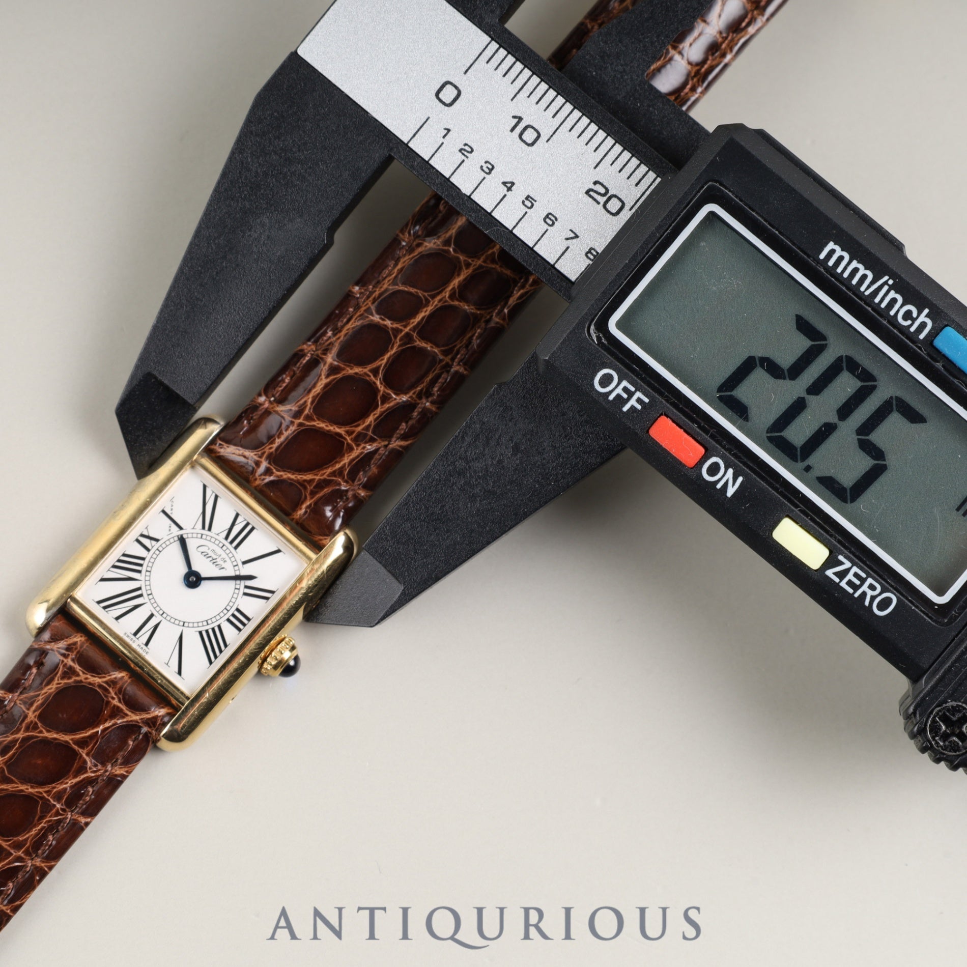 Cartier Must Tank SM W1005554 / 1613 Quartz Caliber - SV925 Leather Strap with Genuine D-Clasp (GP) Opalescent Dial Circa 1996-1998 Completely serviced at a Cartier boutique