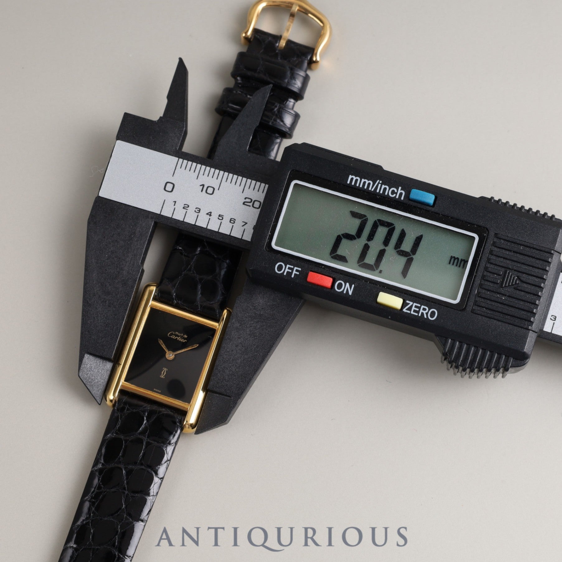 Cartier Must Tank SM Manual winding 925 Leather Genuine buckle Onyx dial Box Warranty card (blank) Overhauled