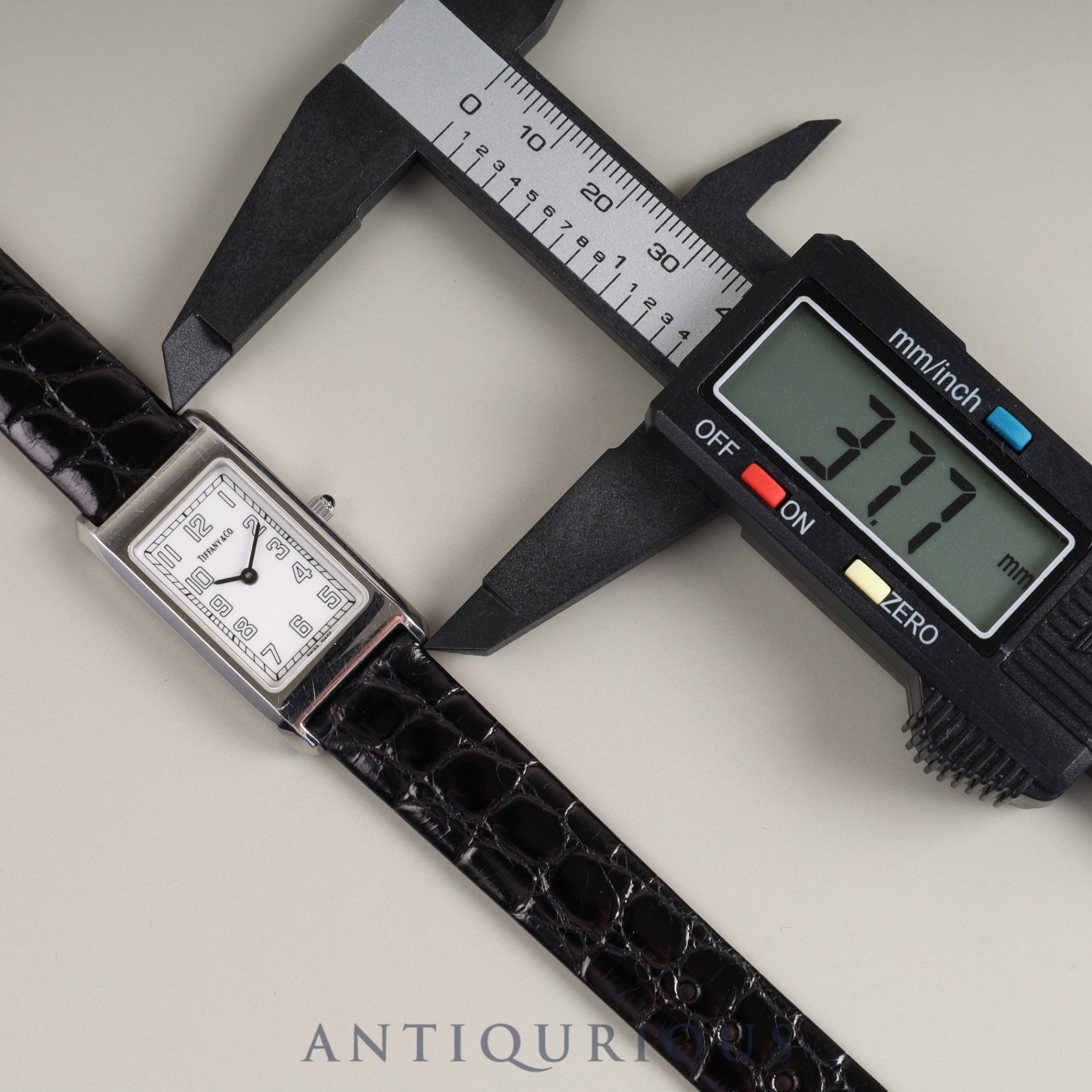 ティファニー クラシックスクエア レクタンギュラー クォーツ Cal.901.001 SS 革 純正尾錠(SS) ホワイトアラビア文字盤 オーバーホール済み