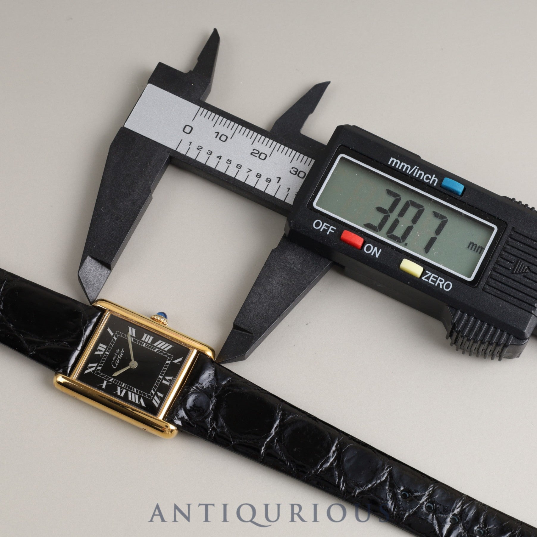 Cartier Must Tank LM Manual winding 925 Leather Genuine buckle (GP) Black Roman dial Box Overhauled