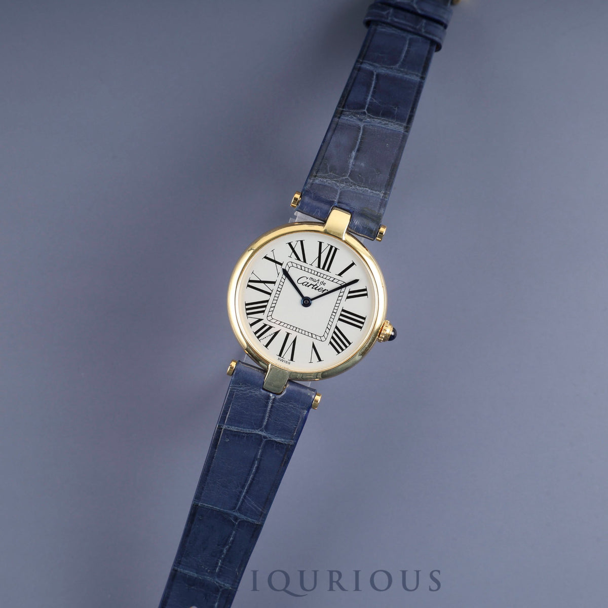 Cartier Must Vendôme VLC LM W1005454 / 590003 Quartz Caliber - SV925 Leather Watch with Genuine Pin Buckle (GP) Opalescent Dial Completely Serviced at a Cartier Boutique