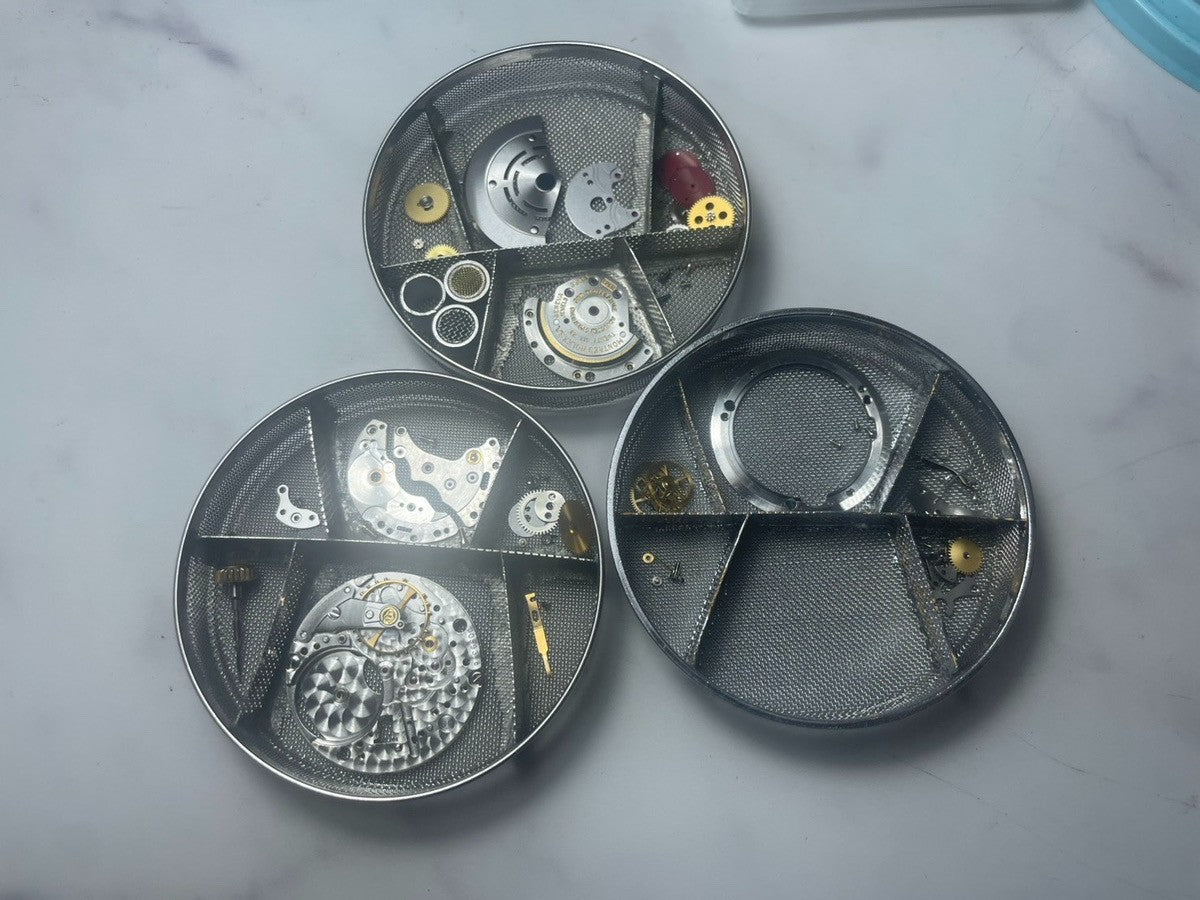 ロレックス デイトジャスト 1601 自動巻き Cal.1570 SS/YG SS/YG シルバー文字盤 38番(1973年)国際サービス保証(2014年)オーバーホール済み