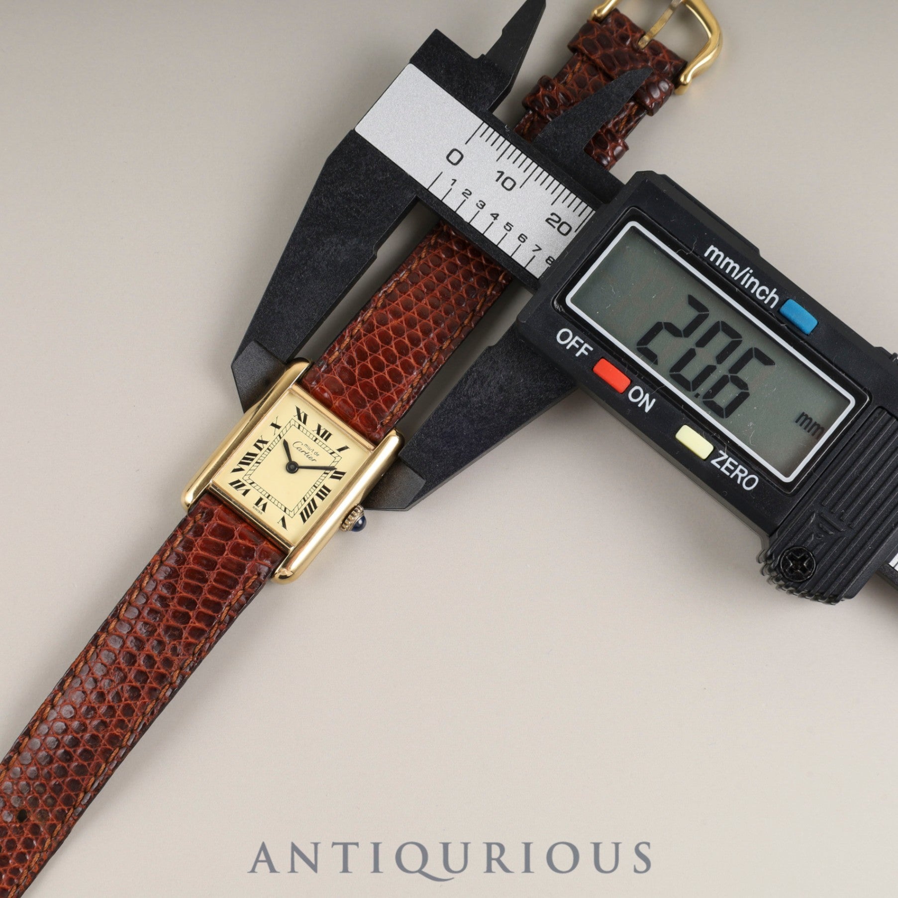 カルティエ マストタンク SM 手巻き Cal.78-1 SV925 純正革ベルト 純正尾錠(GP) アイボリーローマン文字盤 オーバーホール済み