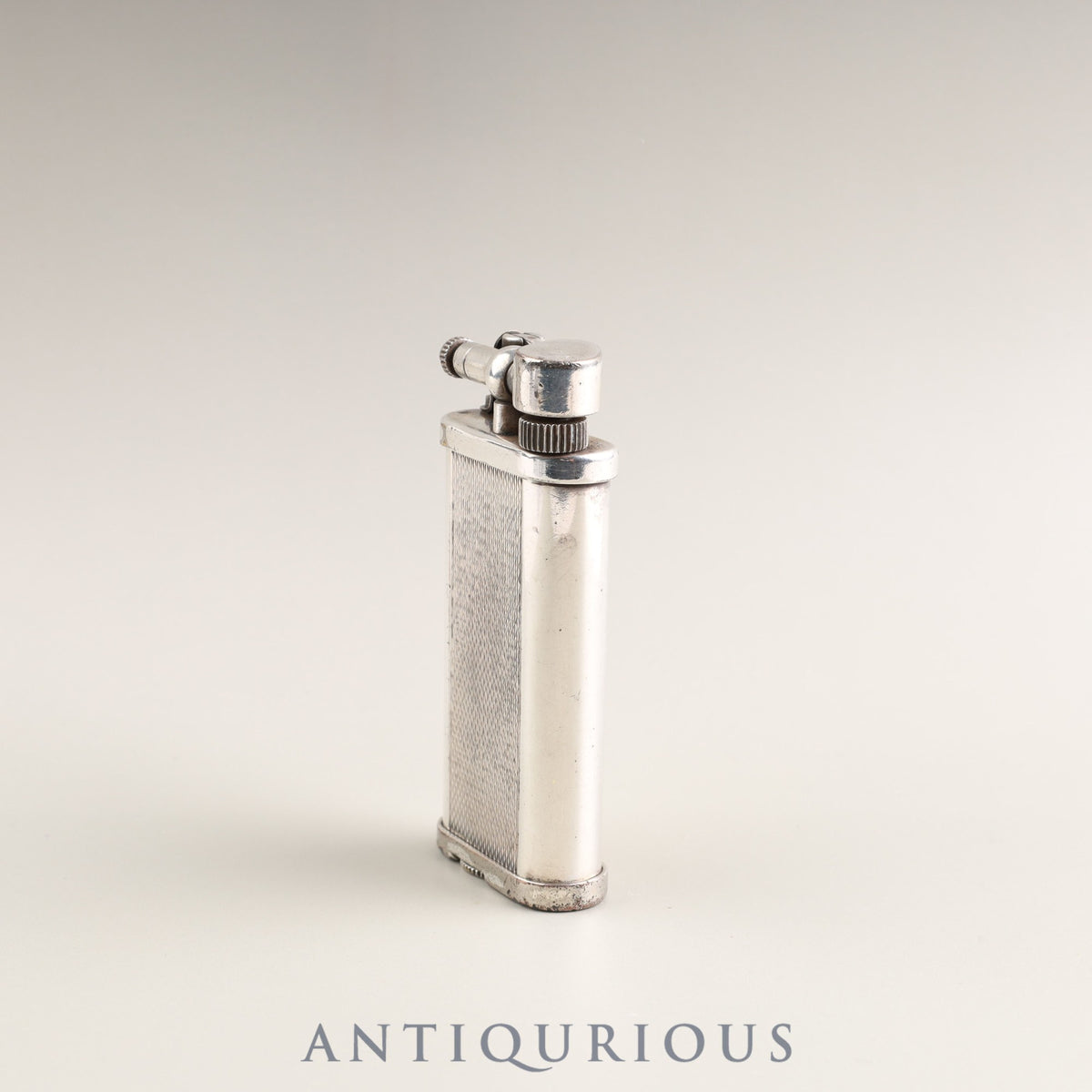 Dunhill unique hammer type gas lighter, mechanically adjusted