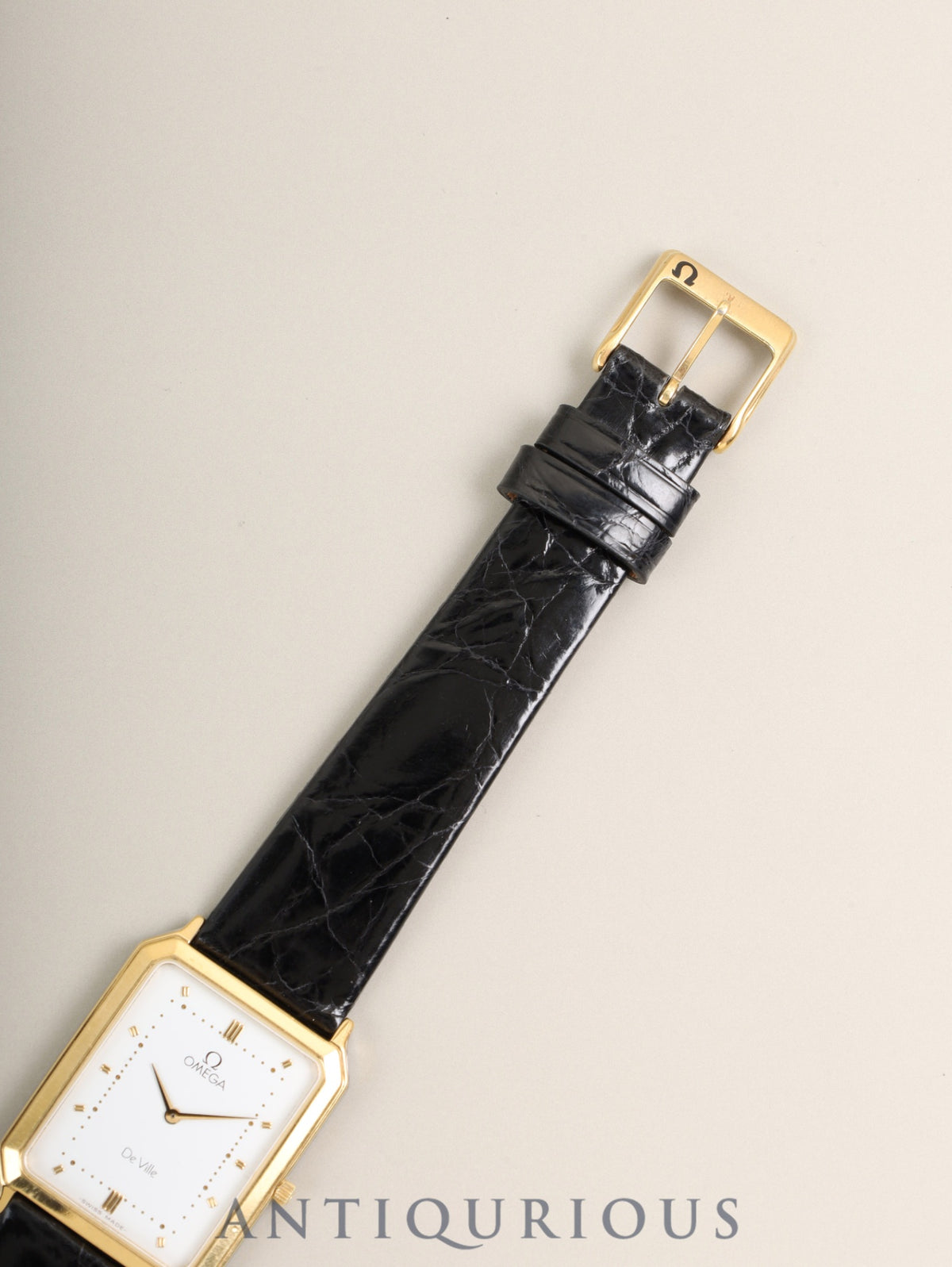 オメガ デ・ヴィル 195.0050 クォーツ Cal.1378 SS/GP 革 純正ピンバックル(GP)ホワイト文字盤(SWISS MADE表記)箱 保証書(無記載)純正レザーベルト付き オーバーホール済み