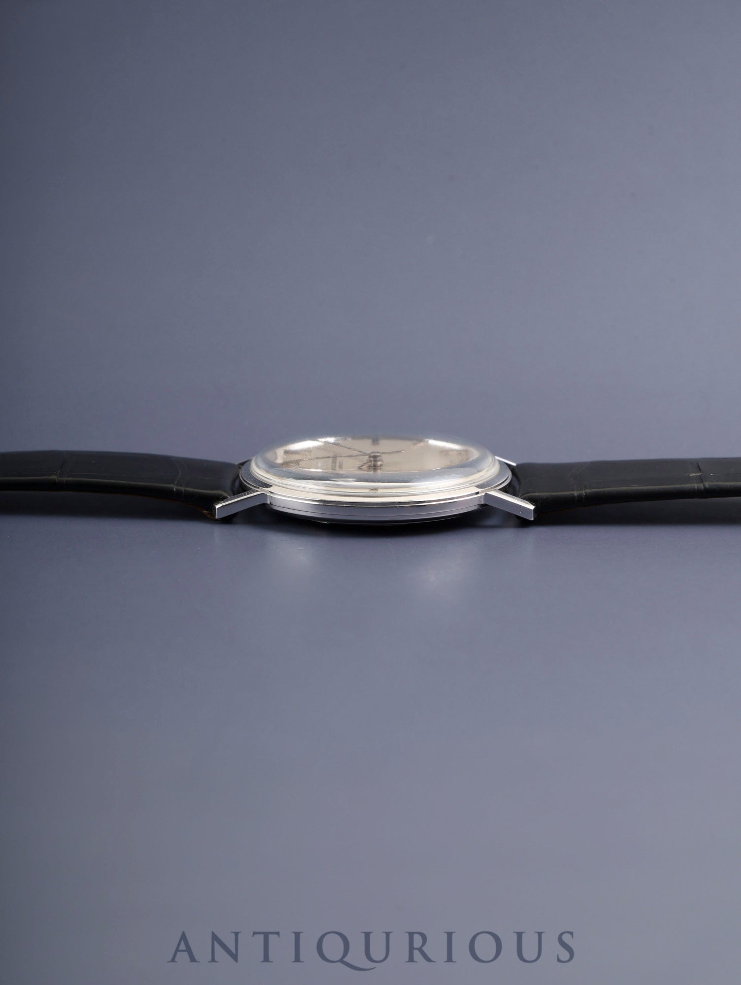 ヴァシュロン・コンスタンタン ラウンド 6903 手巻き Cal.1002/2 750WG 純正革ベルト 純正ピンバックル(750WG)シルバー文字盤(V&C)保証書(1973年)アーカイヴ(2020年発行)スケルトン裏蓋 オーバーホール済み