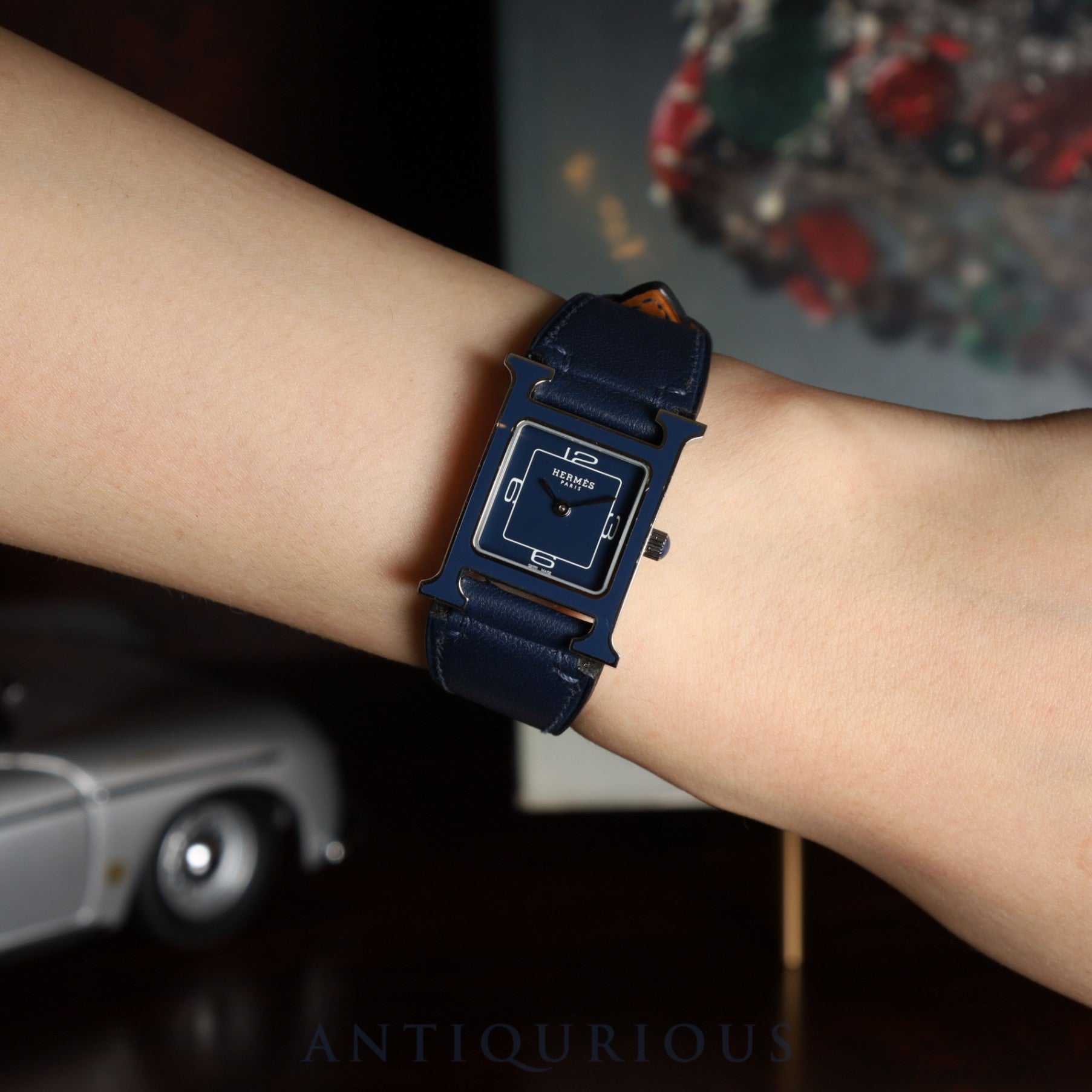 Hermès H Watch HH1.222 Quartz Caliber 901.001 Stainless Steel with Genuine Leather Strap (C Stamp: 2018) and Genuine Buckle (SS). Blue Dial. Overhauled.