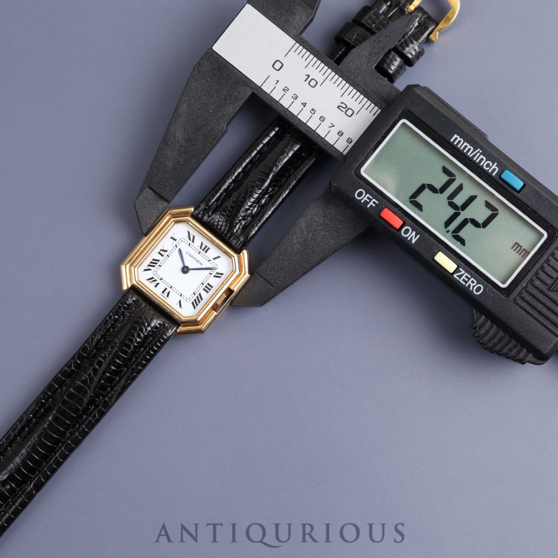 カルティエ サンチュール SM 78100 手巻き Cal.78-1 YG 革 純正尾錠(750YG)ホワイトローマン文字盤 オーバーホール済み