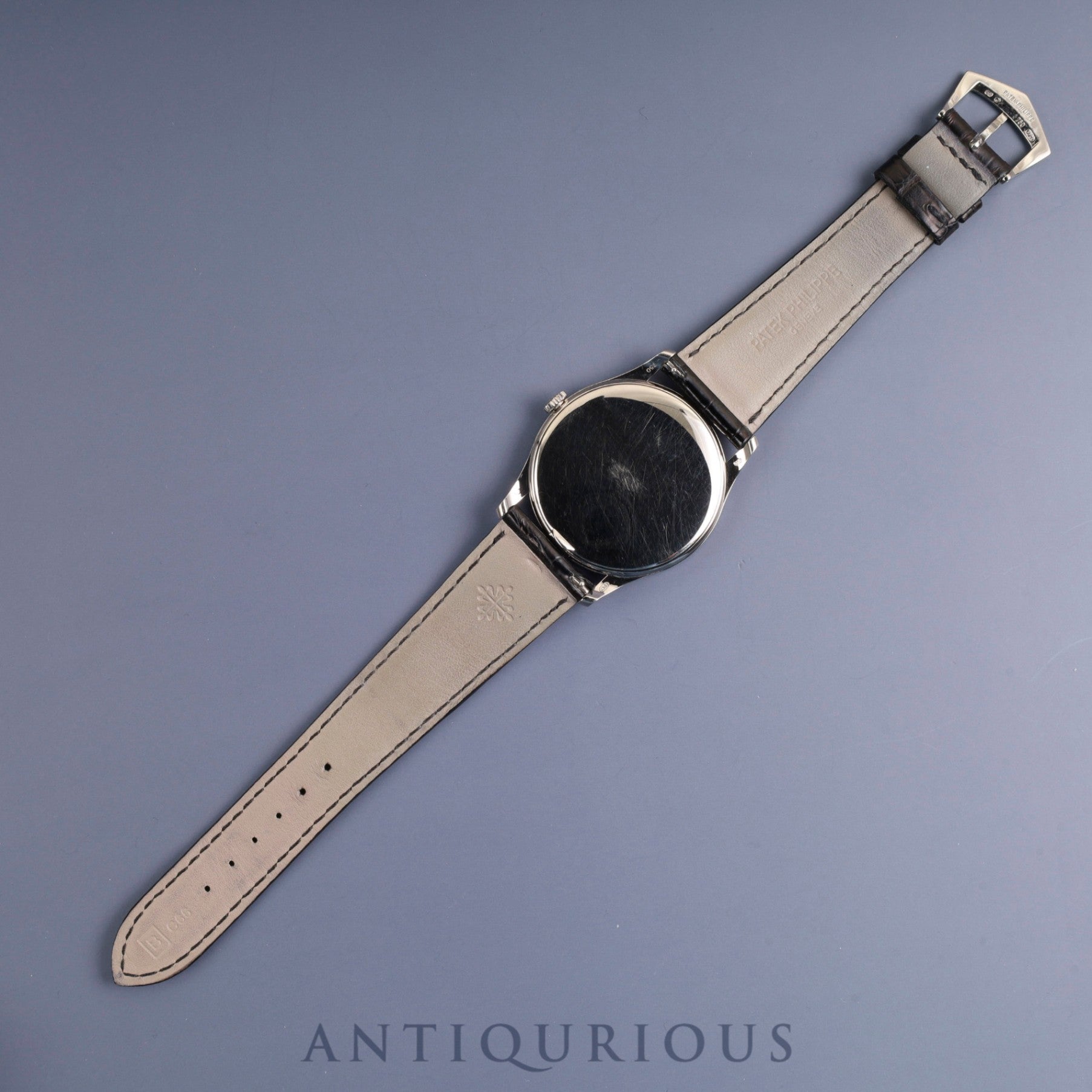 Patek Philippe Calatrava 5196G-001 Manual Winding Caliber 215PS 750 Genuine Leather Strap Genuine Buckle (750) Silver Dial Case Booklet Warranty (2015) Overhauled