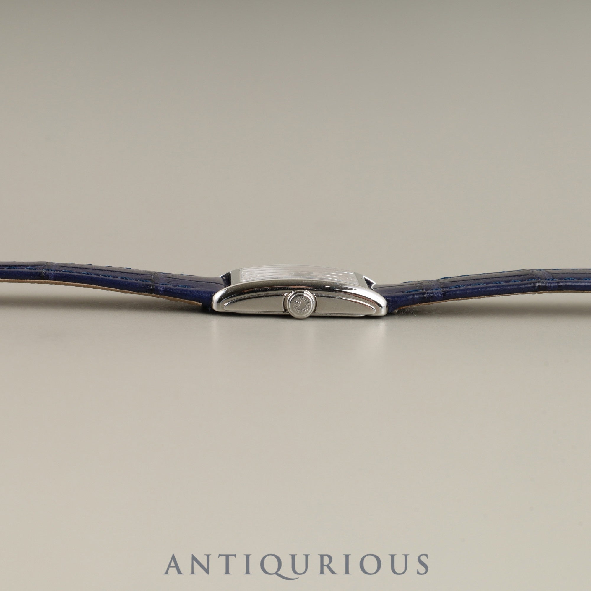 ロンジン ドルチェヴィータ L5.258.4 クォーツ Cal.L963.2 SS 純正革ベルト 純正尾錠(SS)シルバー文字盤 箱(汚れあり)国際保証書(2017年)説明書 純正革ベルト×2本 オーバーホール済み