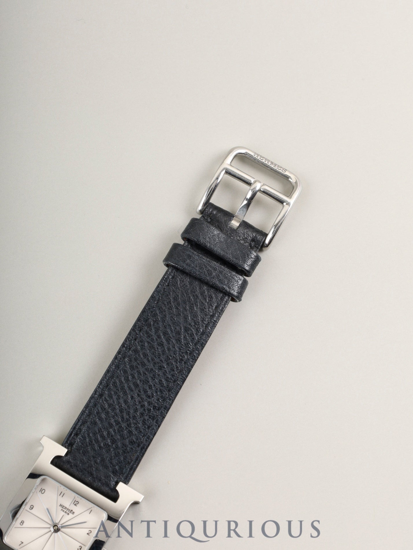 Hermès H Watch HH1.210 Quartz Caliber 901.001 Stainless Steel with Genuine Leather Strap (H Stamp: 2004) and Genuine Buckle (SS). White Dial. Overhauled.