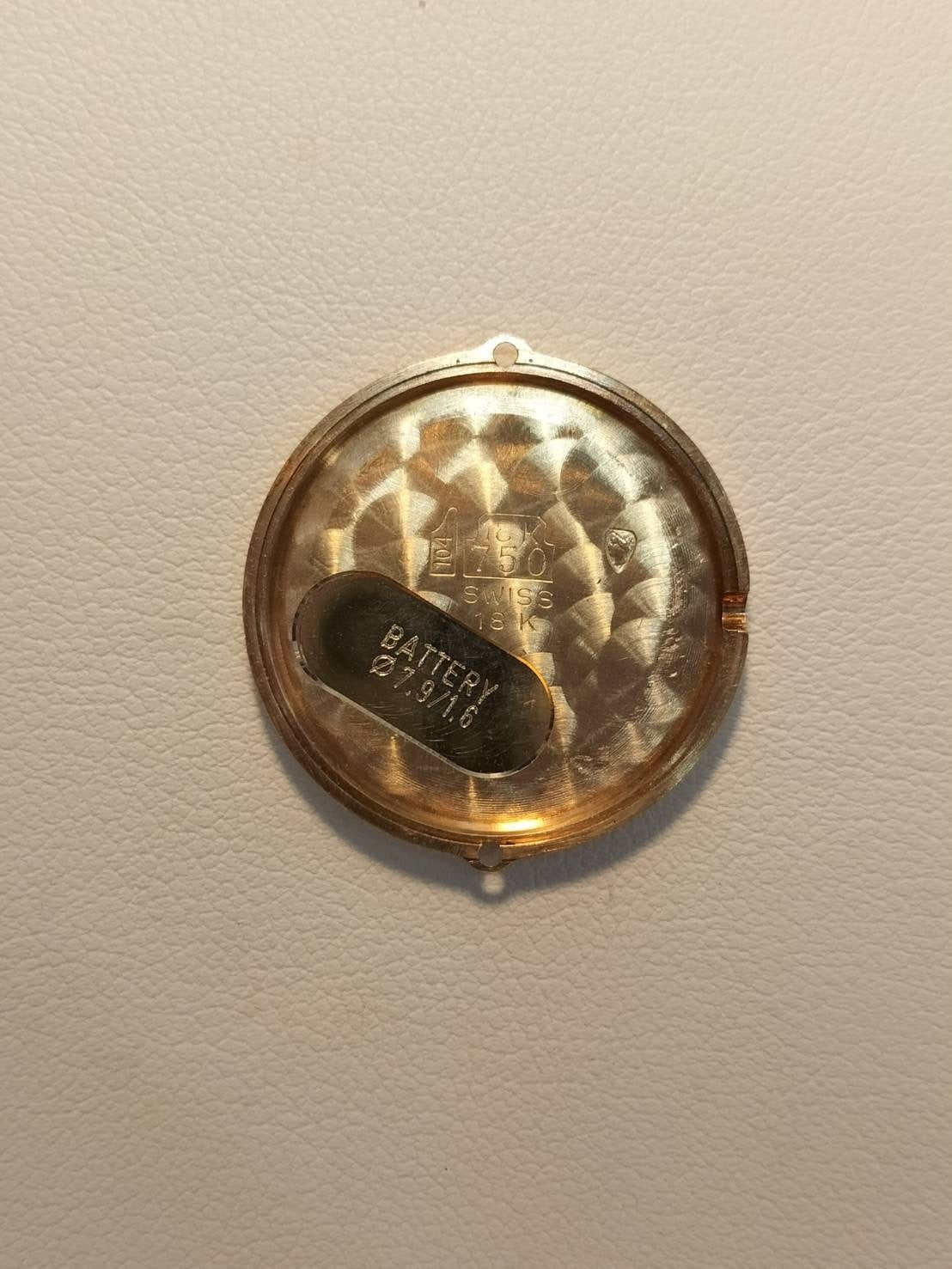 カルティエ ヴァンドーム VLC SM トリニティ 81004 クォーツ Cal.81 750 革 純正尾錠(GP) ホワイトローマン文字盤 箱 オーバーホール済み