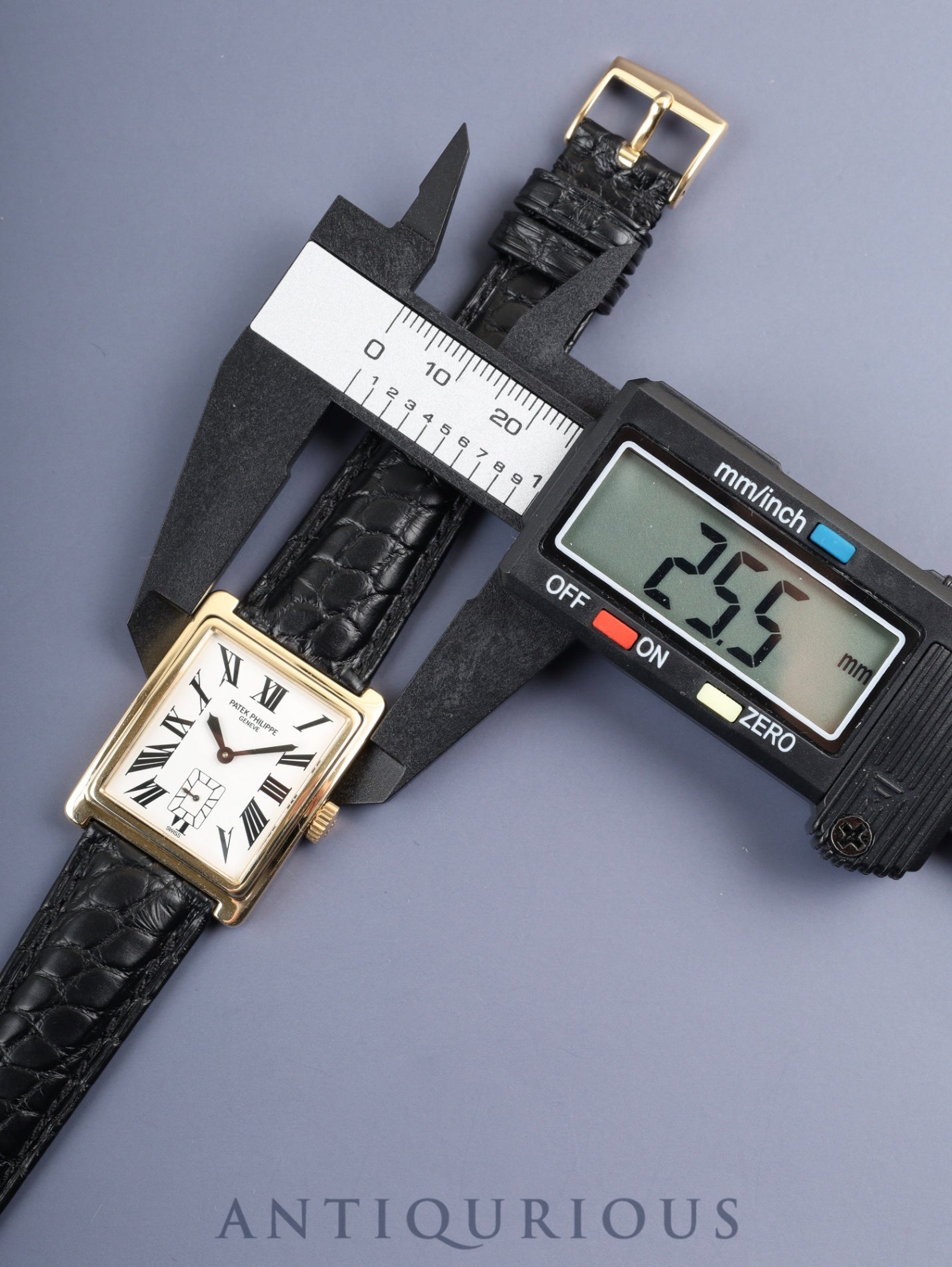 パテック・フィリップ ゴンドーロ 5010 手巻き Cal.215 750YG 革 純正尾錠(750YG)ホワイトローマン文字盤 箱 登録保証書 オーバーホール済み